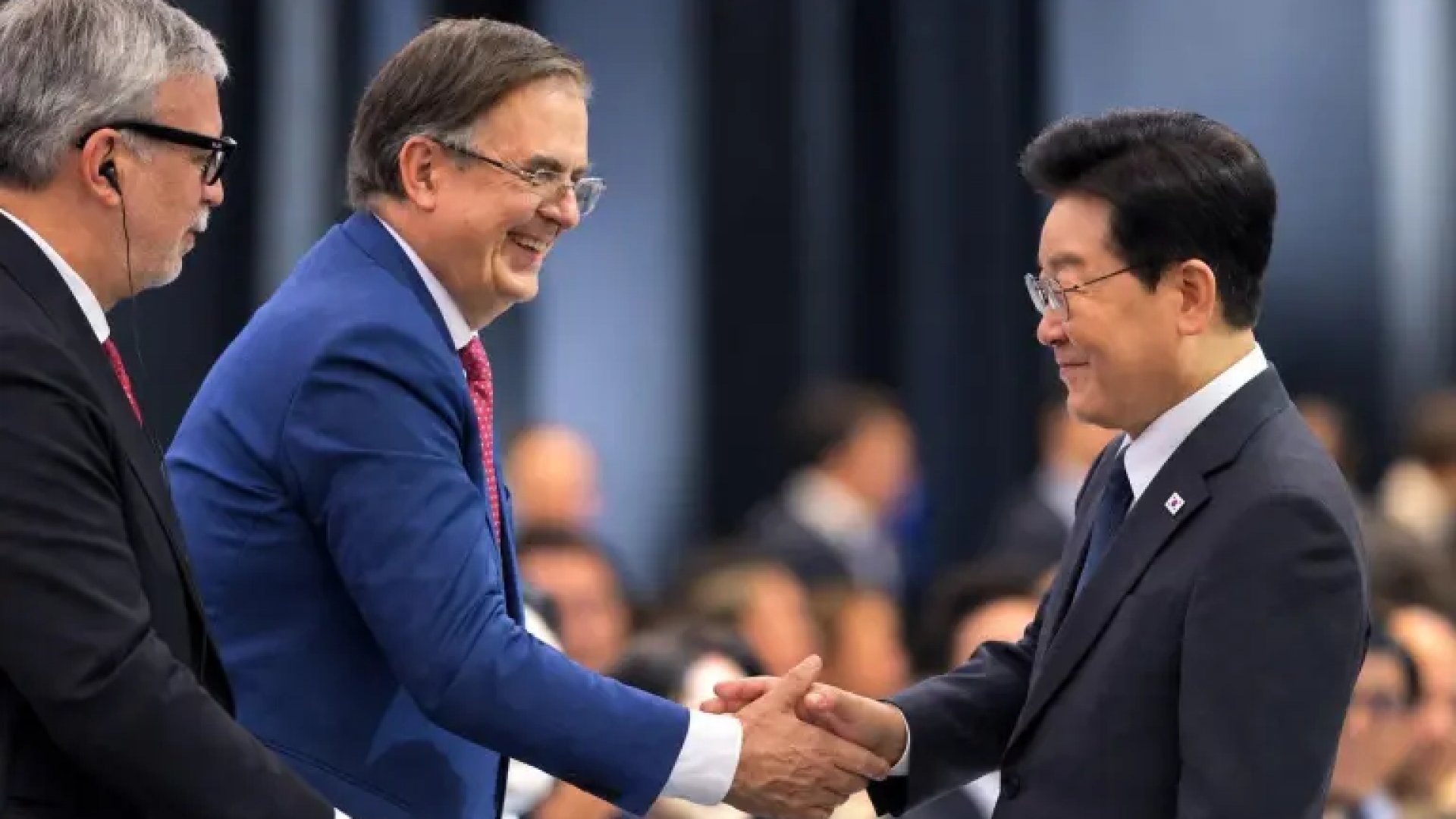 México y Corea inician nueva etapa de cooperación económica: Ebrard
