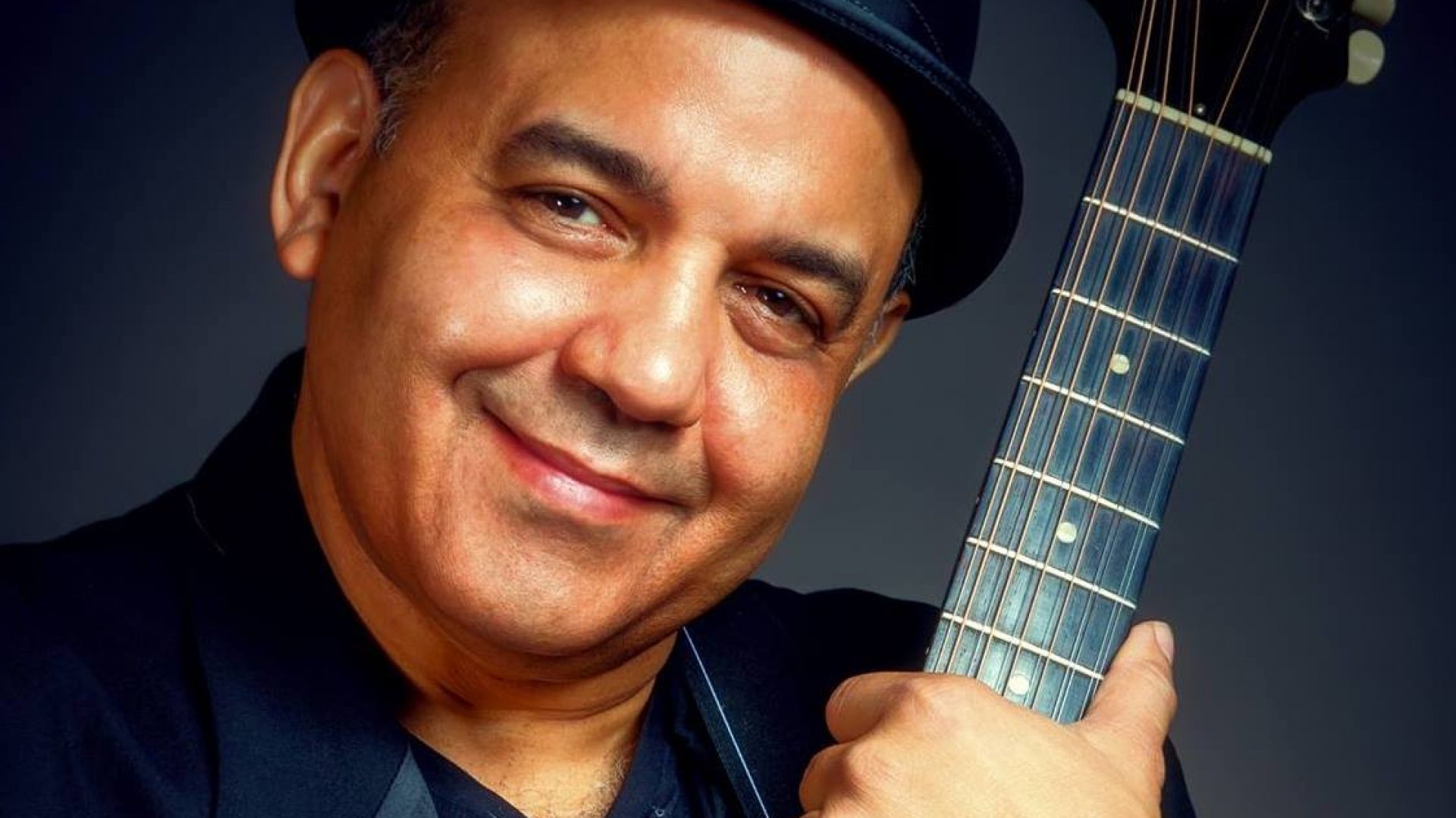 Fallece Juan Carlos Formell, de Los Van Van, tras detener de emergencia su concierto en Nueva York