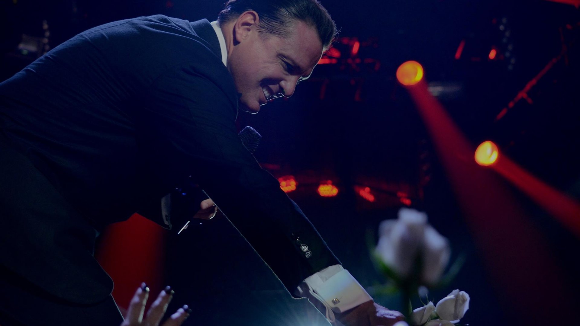 Ni el hermano de Luis Miguel alcanzó boletos, le prometió cortesías y luego se las quitó: "Primero son los fans"