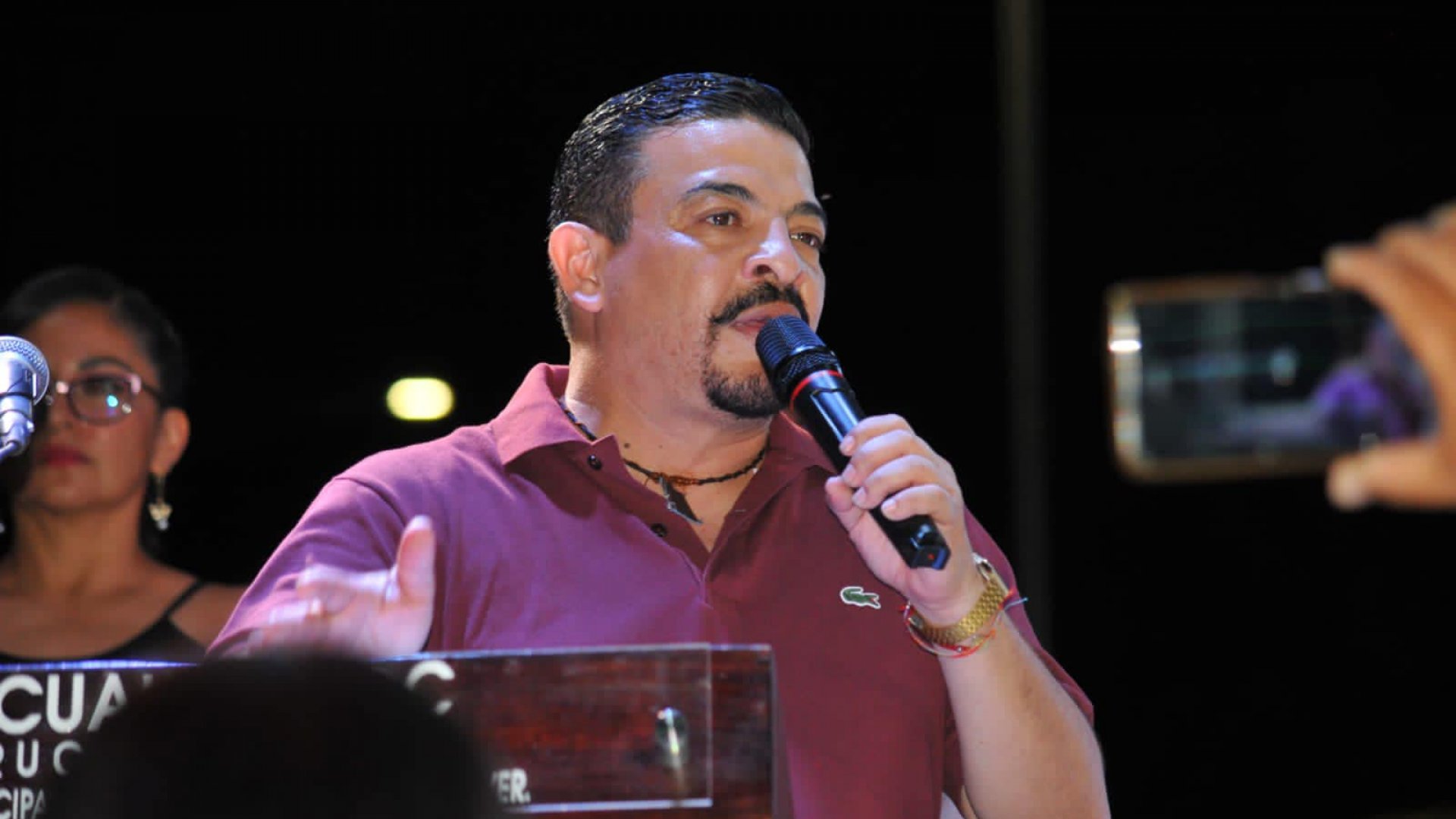 Diputados Gómez Cazarín y Ely Cervantes sufren accidente carretero