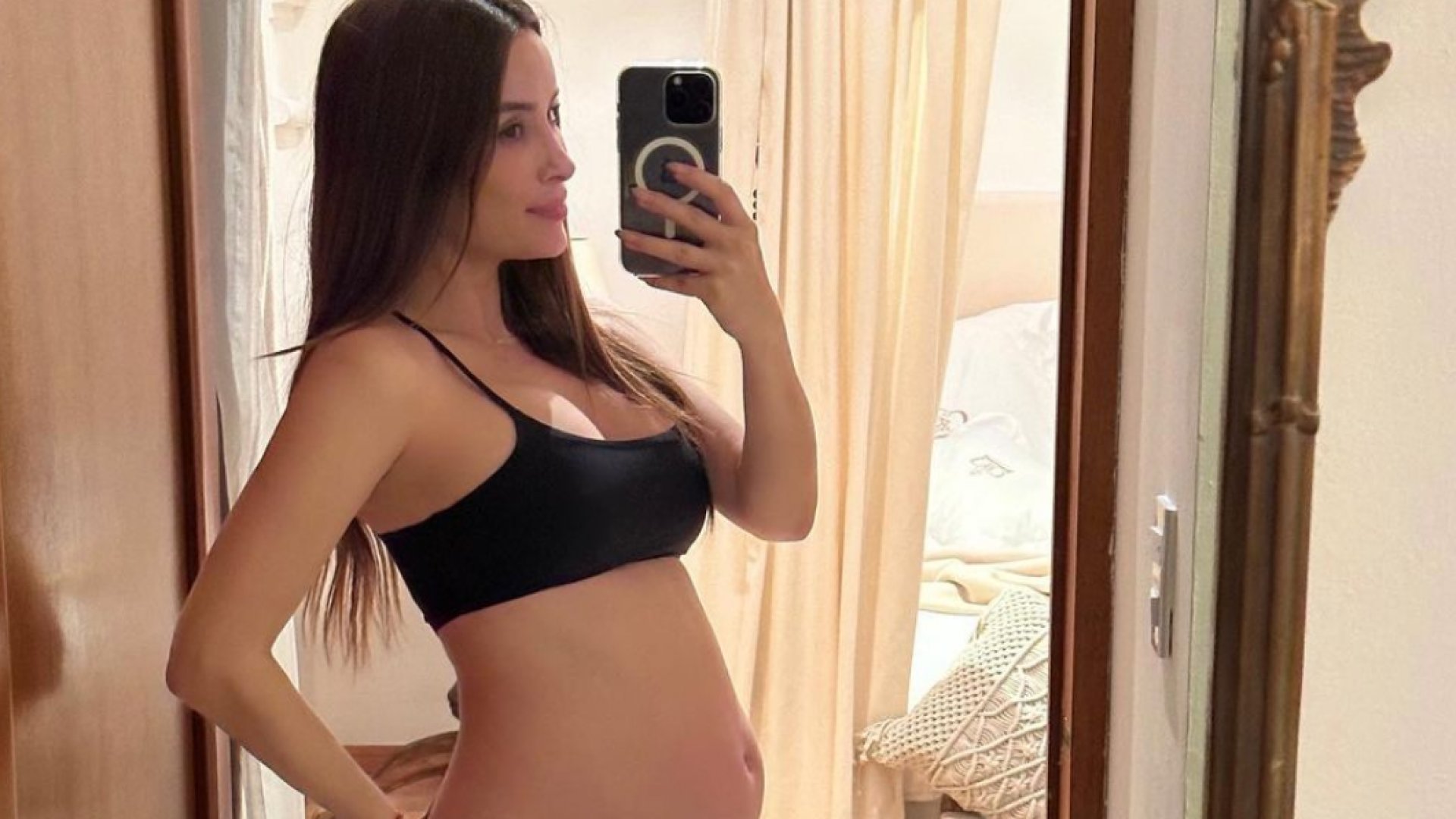 Carlos Rivera y Cynthia Rodríguez revelan cuándo nacerá su hijo León