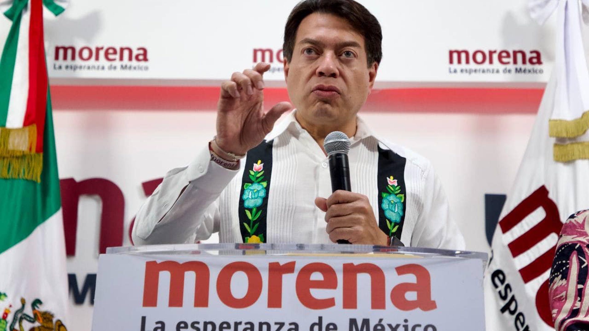 Llama Morena a frenar proselitismo de 'corcholatas' 