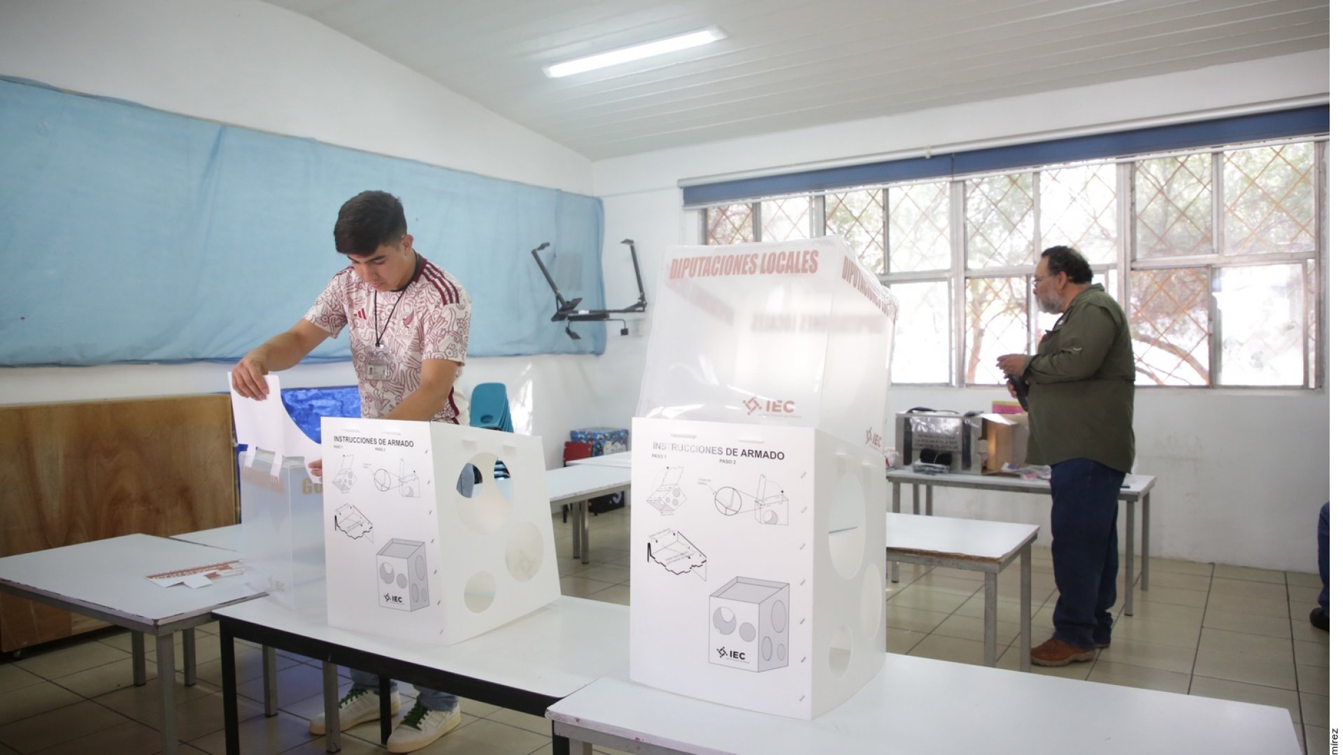 Abren casillas en Coahuila y comienza el voto 