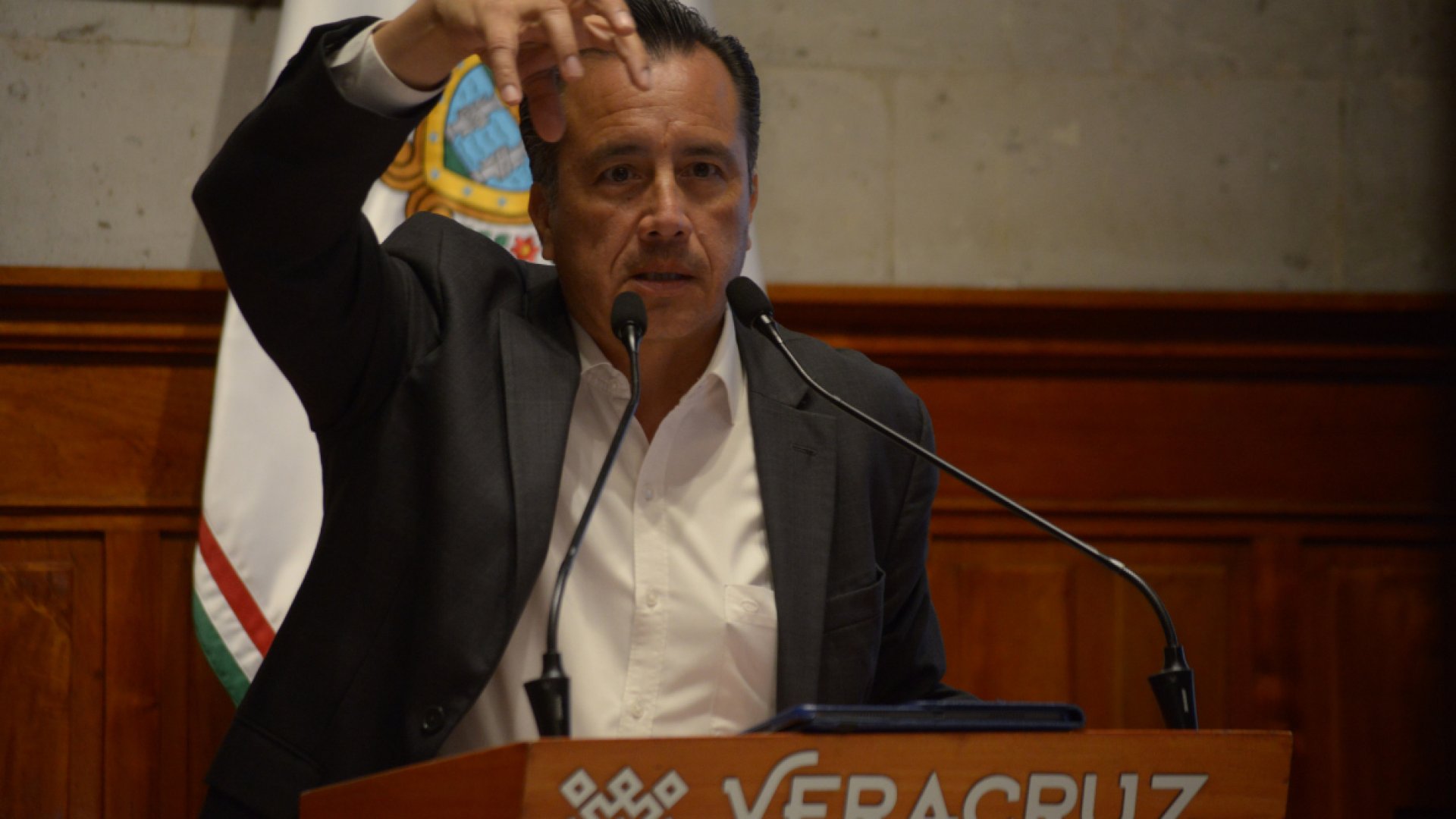 Gobernador de Veracruz acusa a Del Mazo de permitir violaciones a la ley en contienda en Edomex