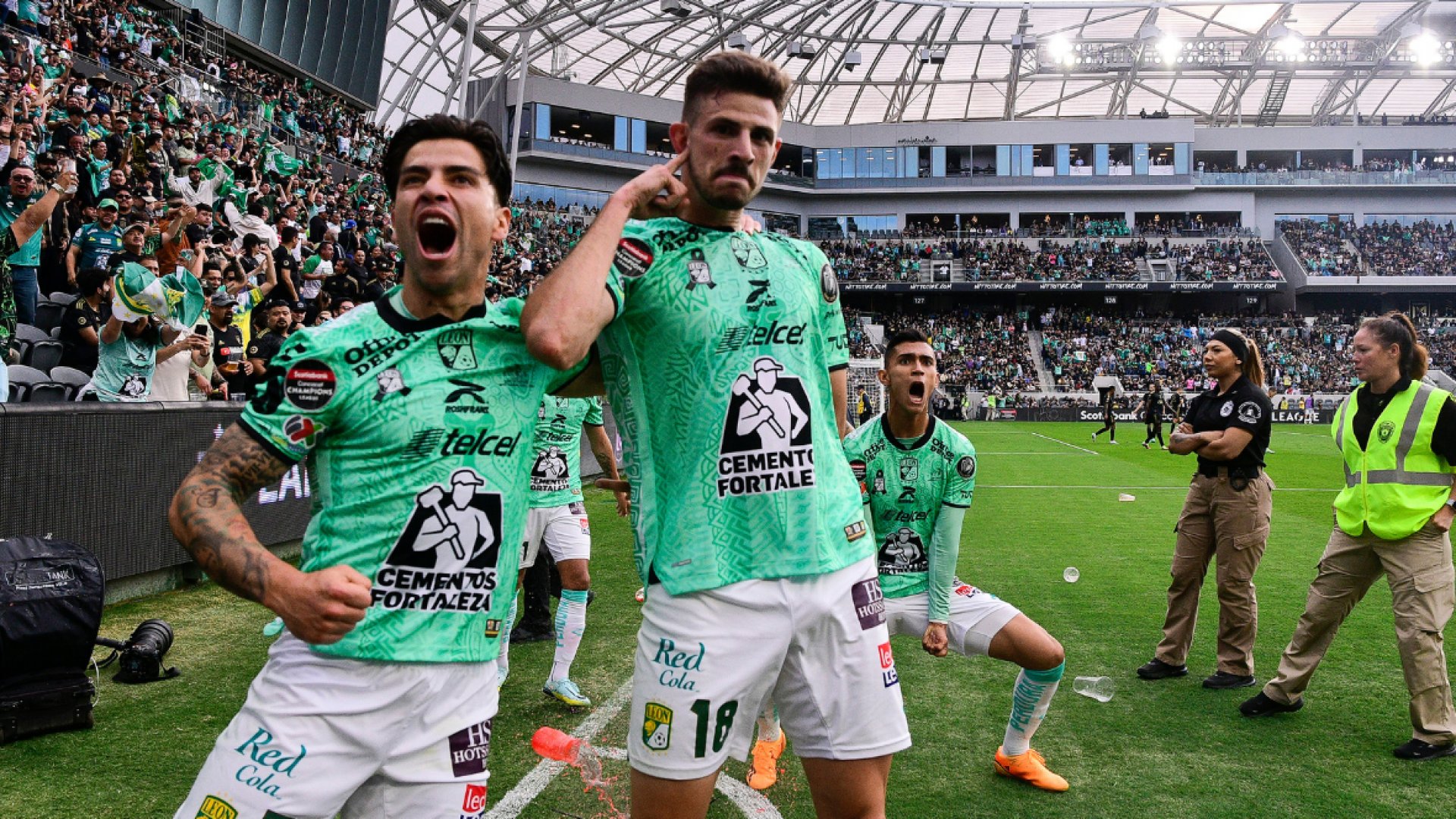 Conquista León la Concachampions al vencer al LAFC 