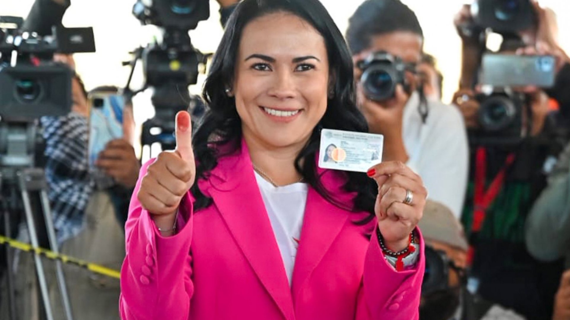 Alejandra del Moral reconoce su derrota ante Delfina Gómez