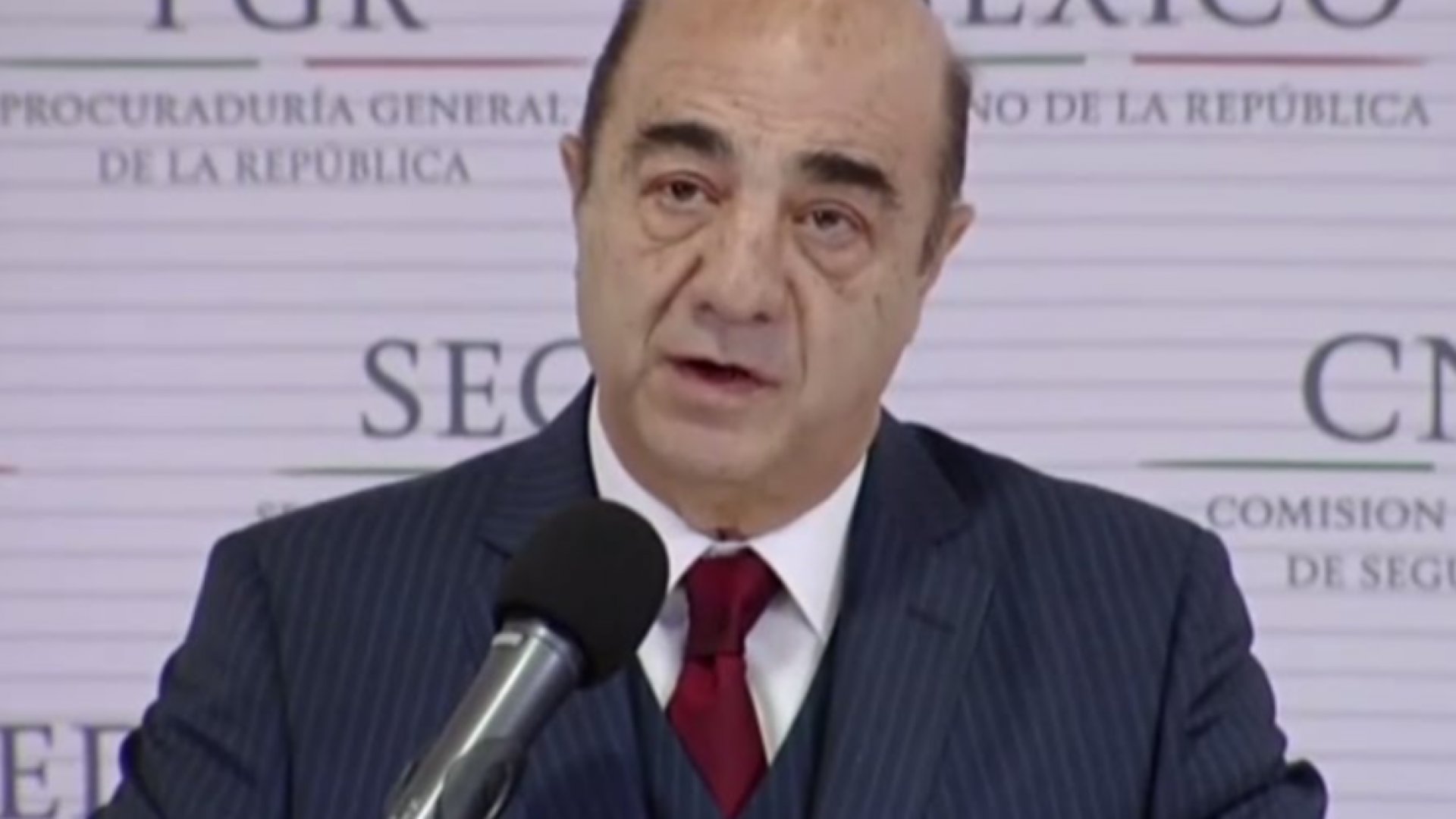 Piden condena de 82 años para Murillo Karam 