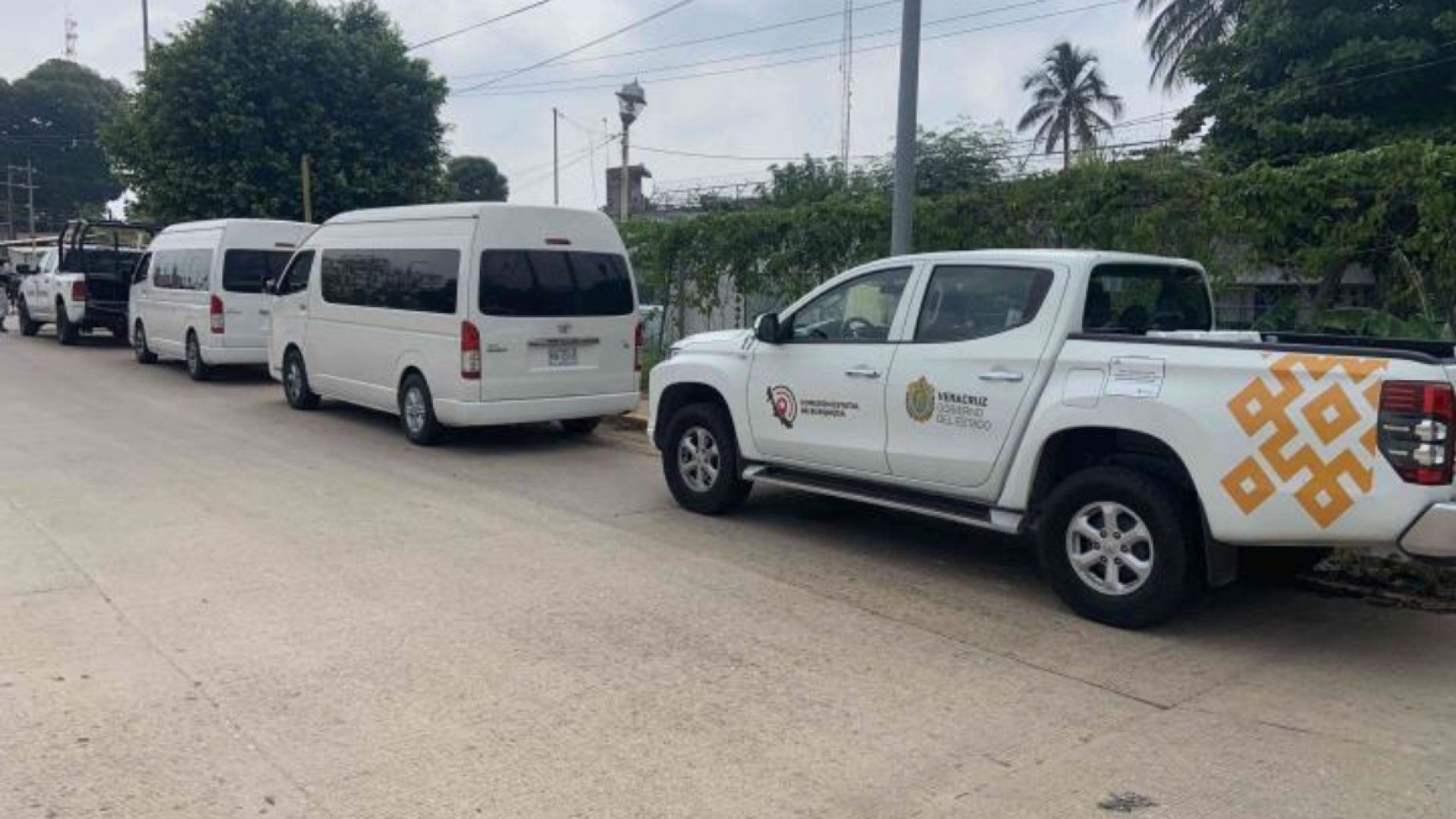 Colectivos buscan a sus hijos en penales de Acayucan y Cosamaloapan