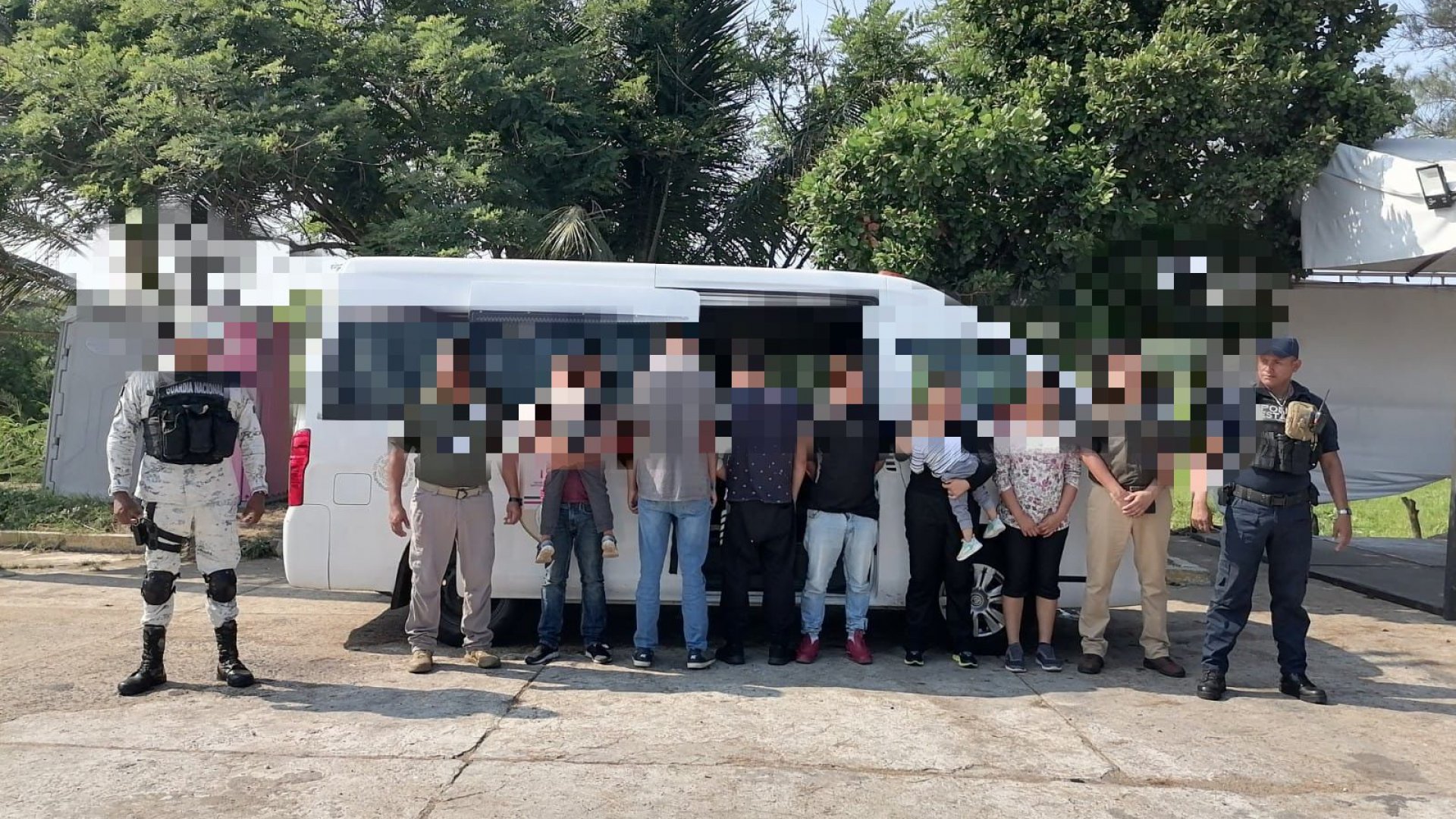 Aseguran a 77 migrantes centroamericanos en las Altas Montañas