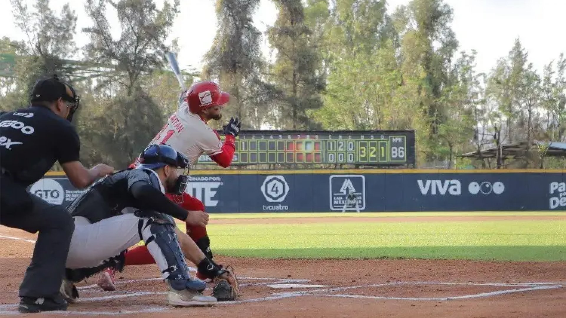 El Águila vence a Bravos en duelo de batazos
