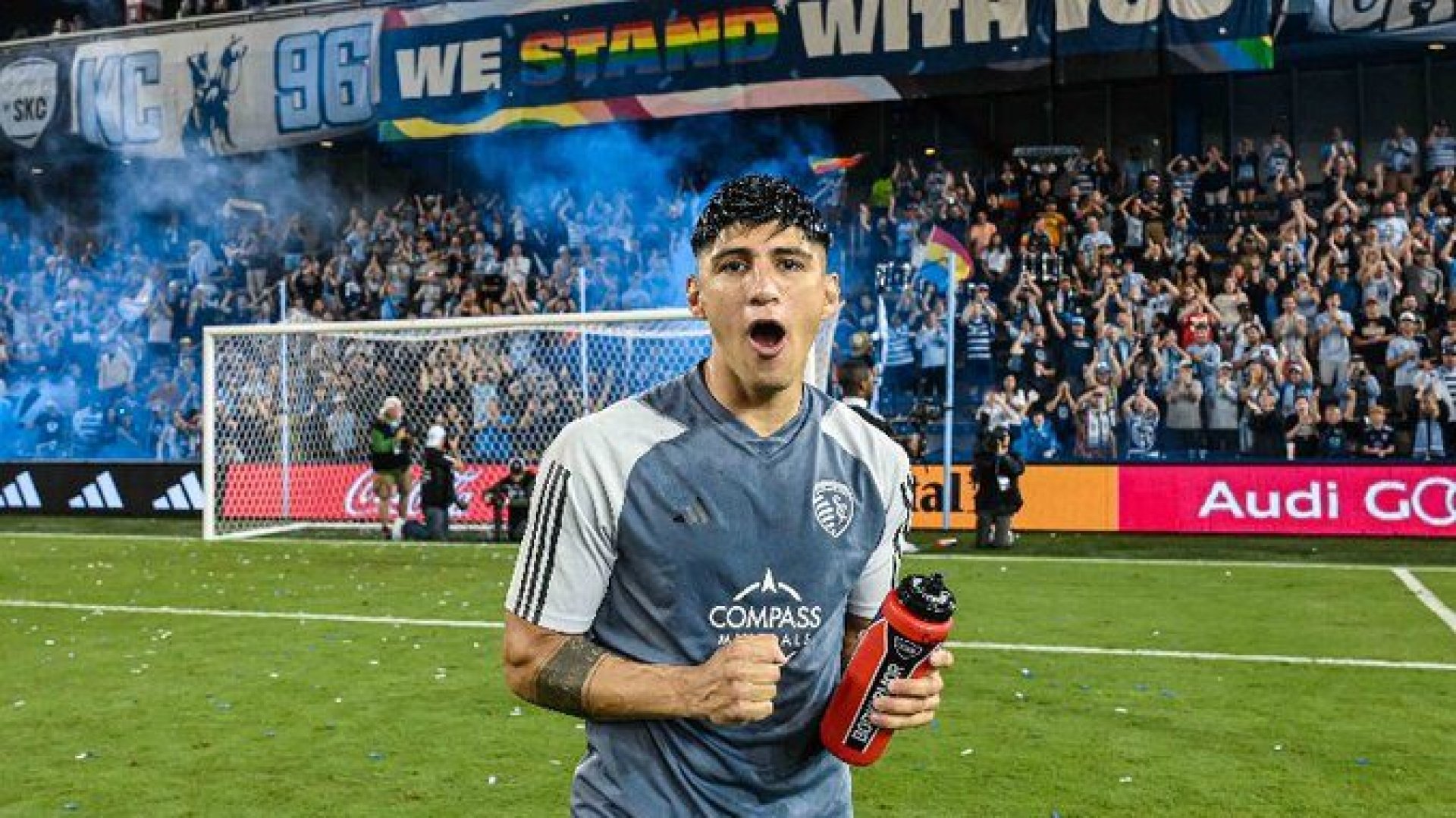 Alan Pulido es elegido el mejor jugador de la semana en la MLS, gracias a su actuación con el Sporting