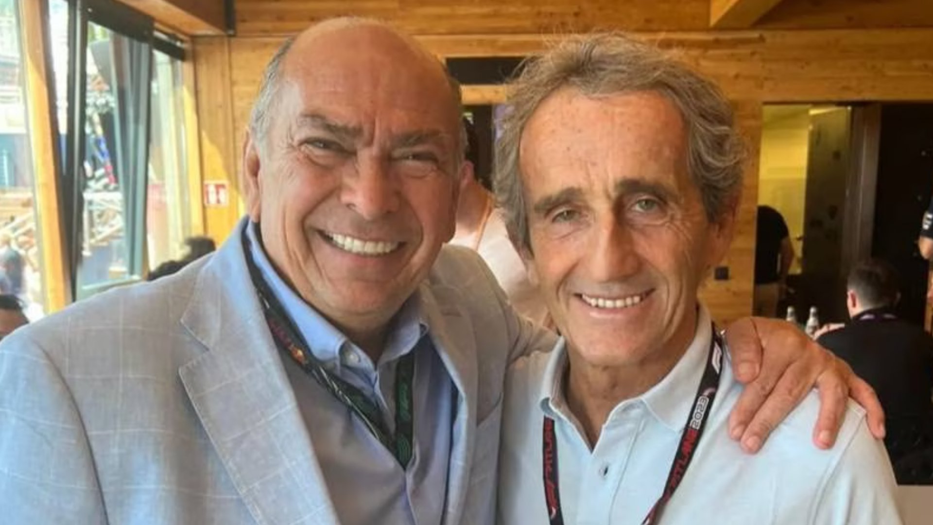 “Innecesario y contraproducente”: la leyenda Alain Prost criticó fuerte al papá de Checo Pérez
