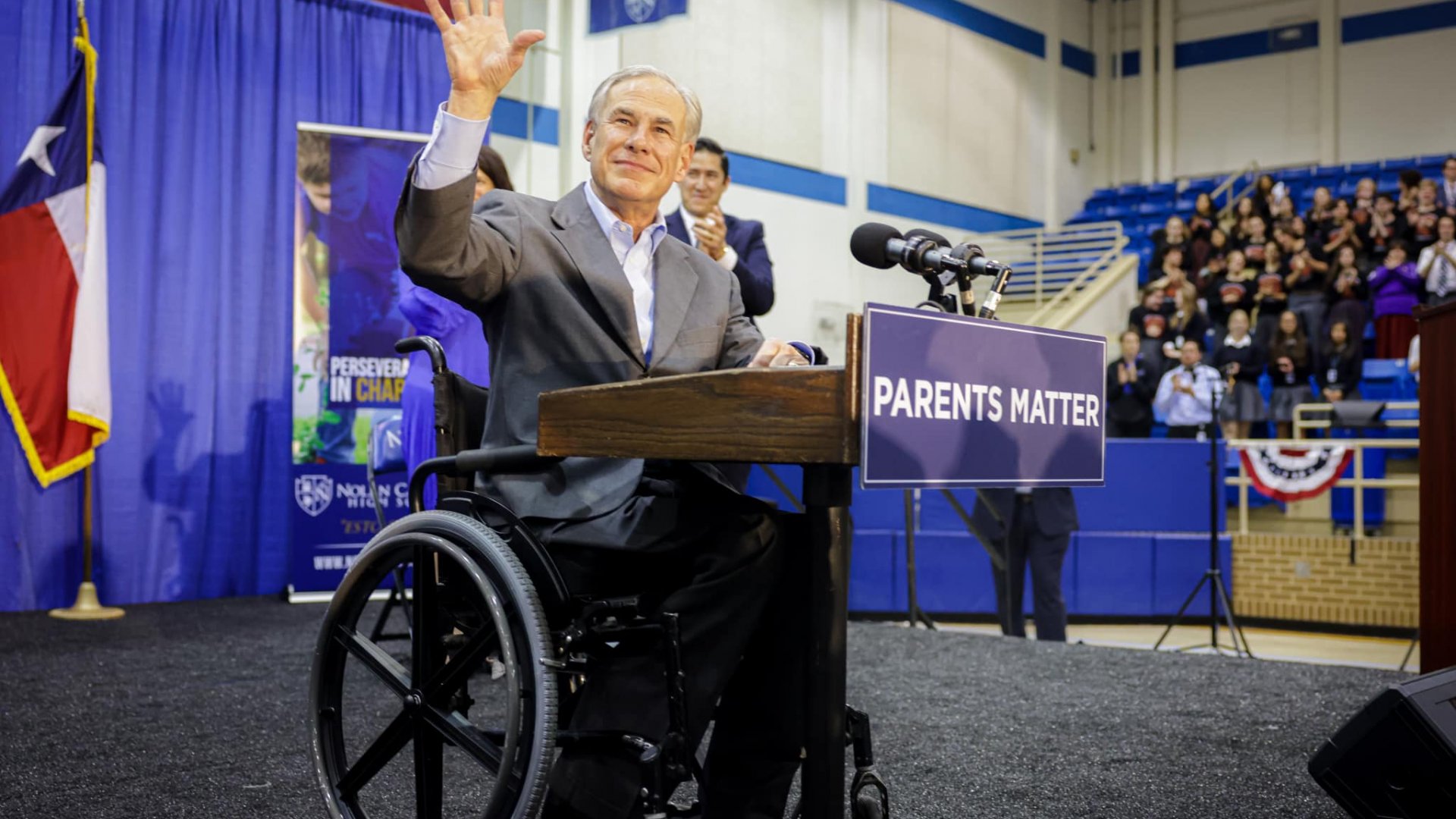 Promulgan ley en Texas que obliga a las universidades estatales a cerrar sus oficinas de diversidad, equidad e inclusión