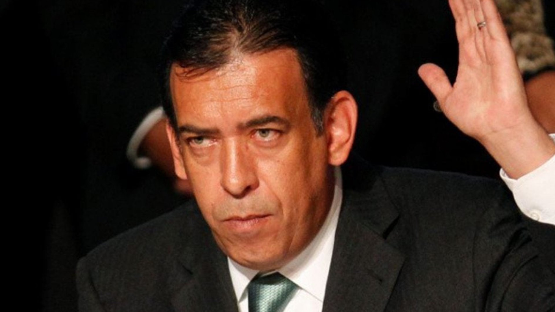 Exhiben supuestos pagos de Humberto Moreira a juez español que lo dejó libre