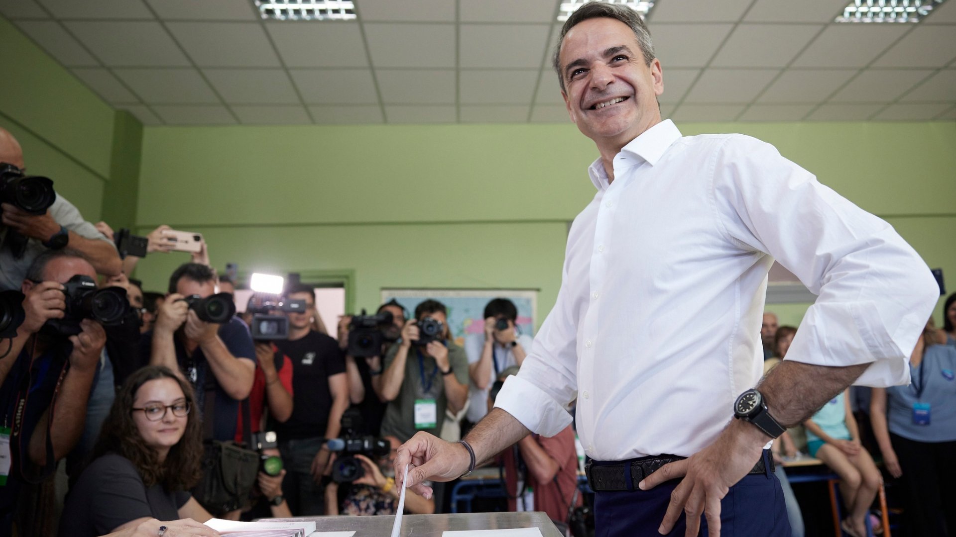 El conservador Mitsotakis revalida la victoria en Grecia y alcanza la mayoría absoluta