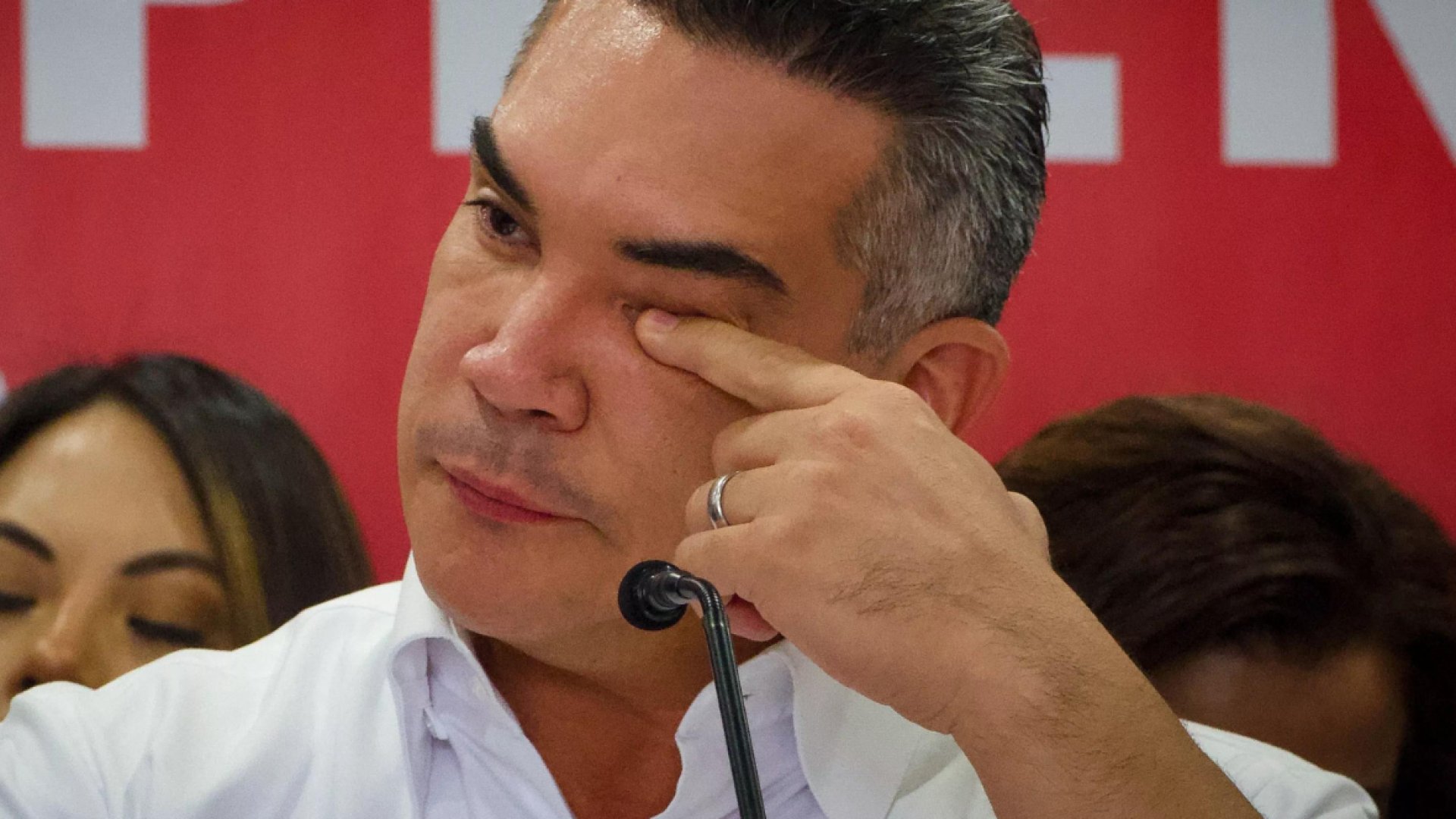 Desbandada en el PRI de Hidalgo: políticos dejan el partido rumbo al 2024