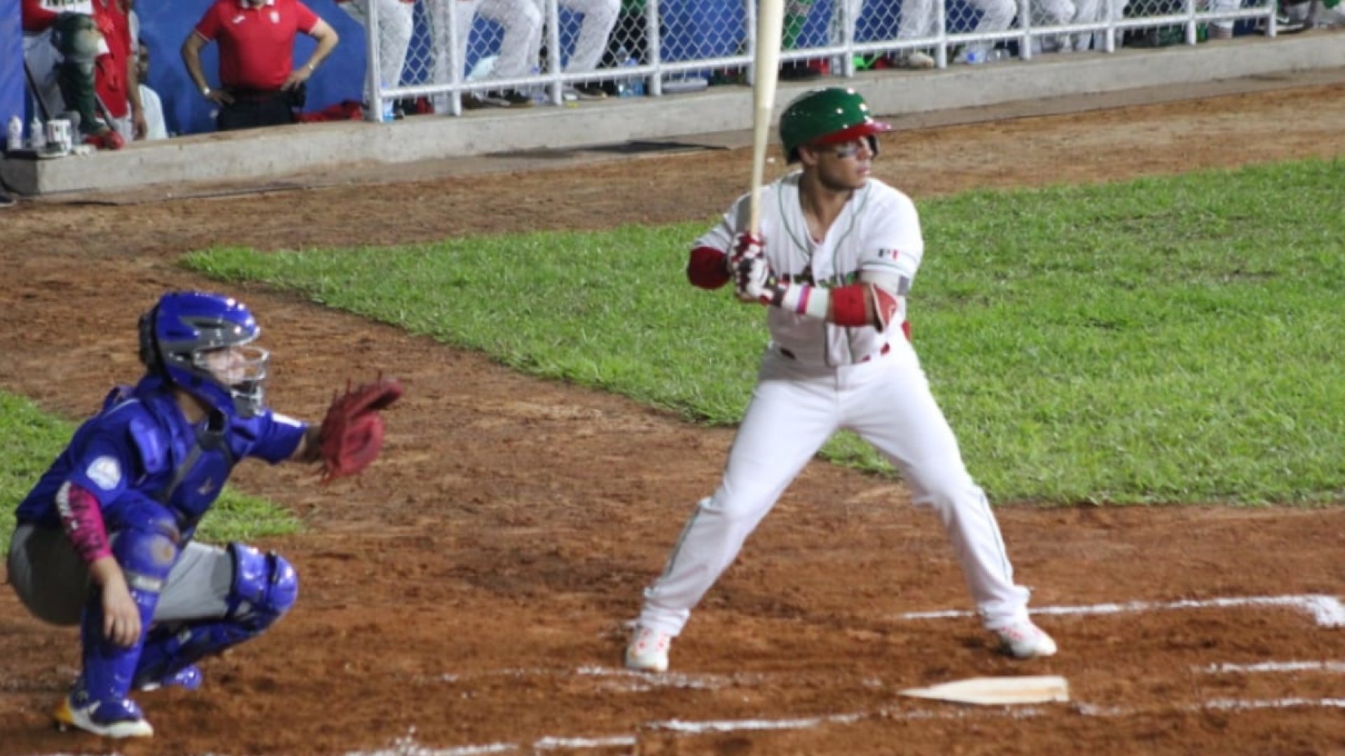 Vence novena mexicana a El Salvador en JCC 