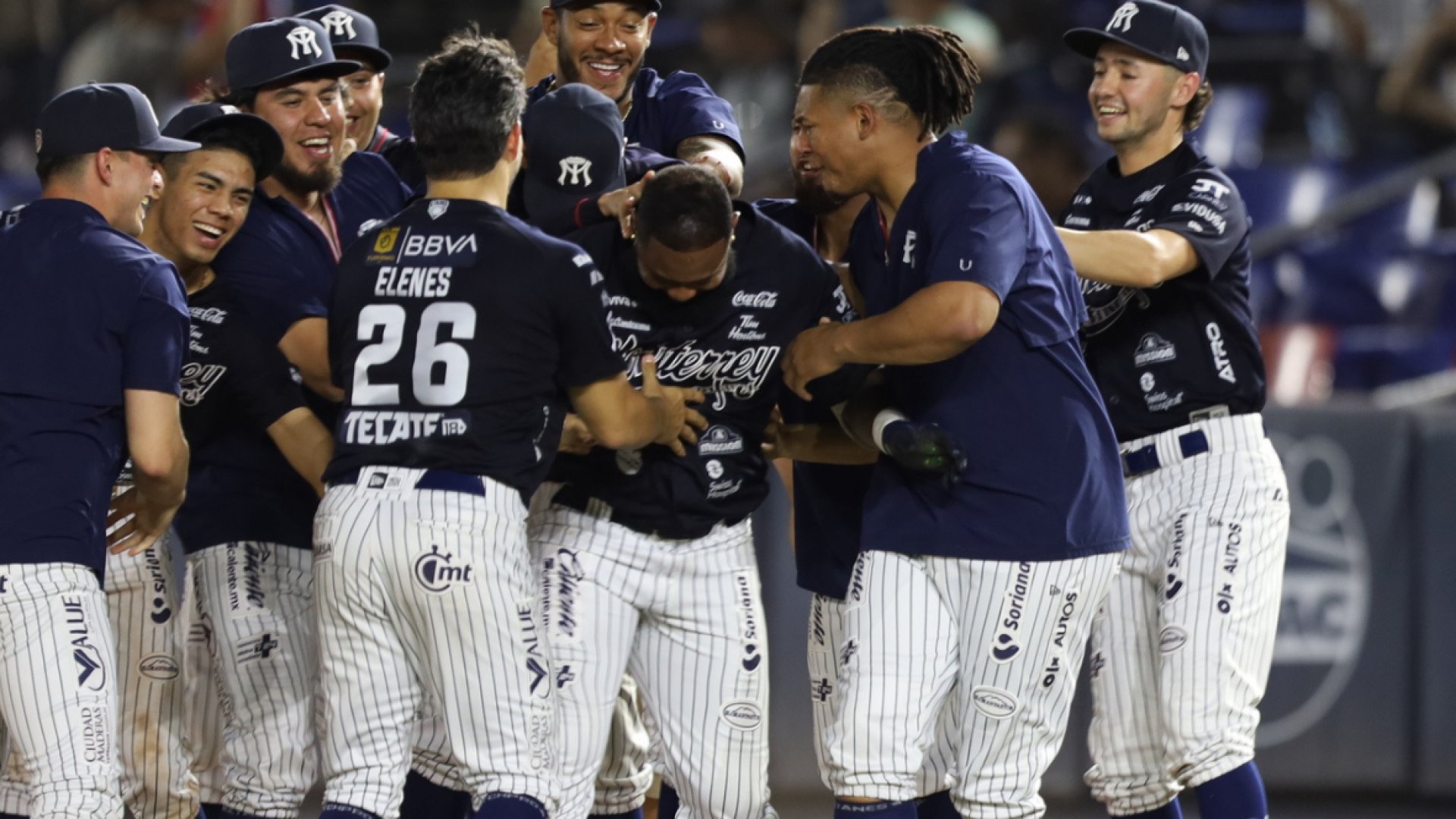 Sultanes le saca la escoba a Guerreros 