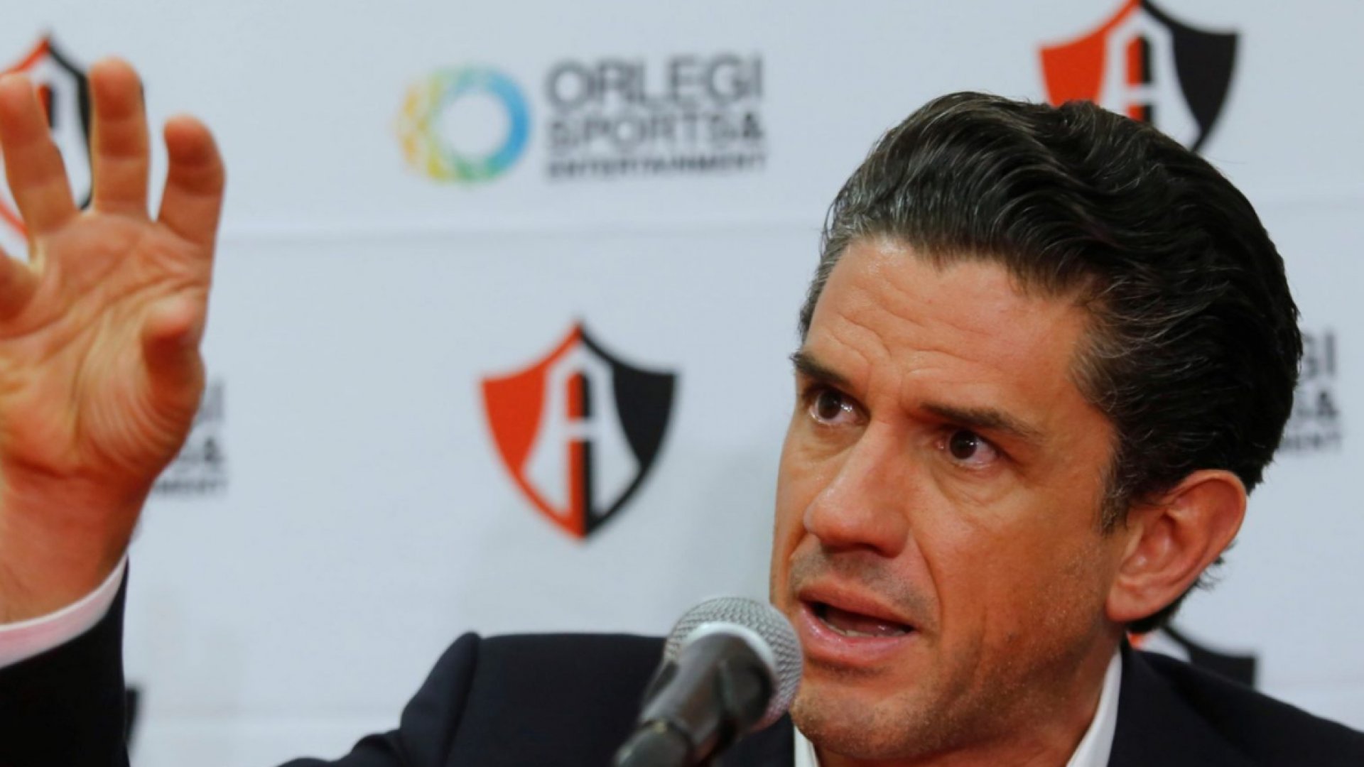 Alejandro Irarragorri, dueño de Atlas y Santos, es investigado por la FGR por presunta defraudación fiscal