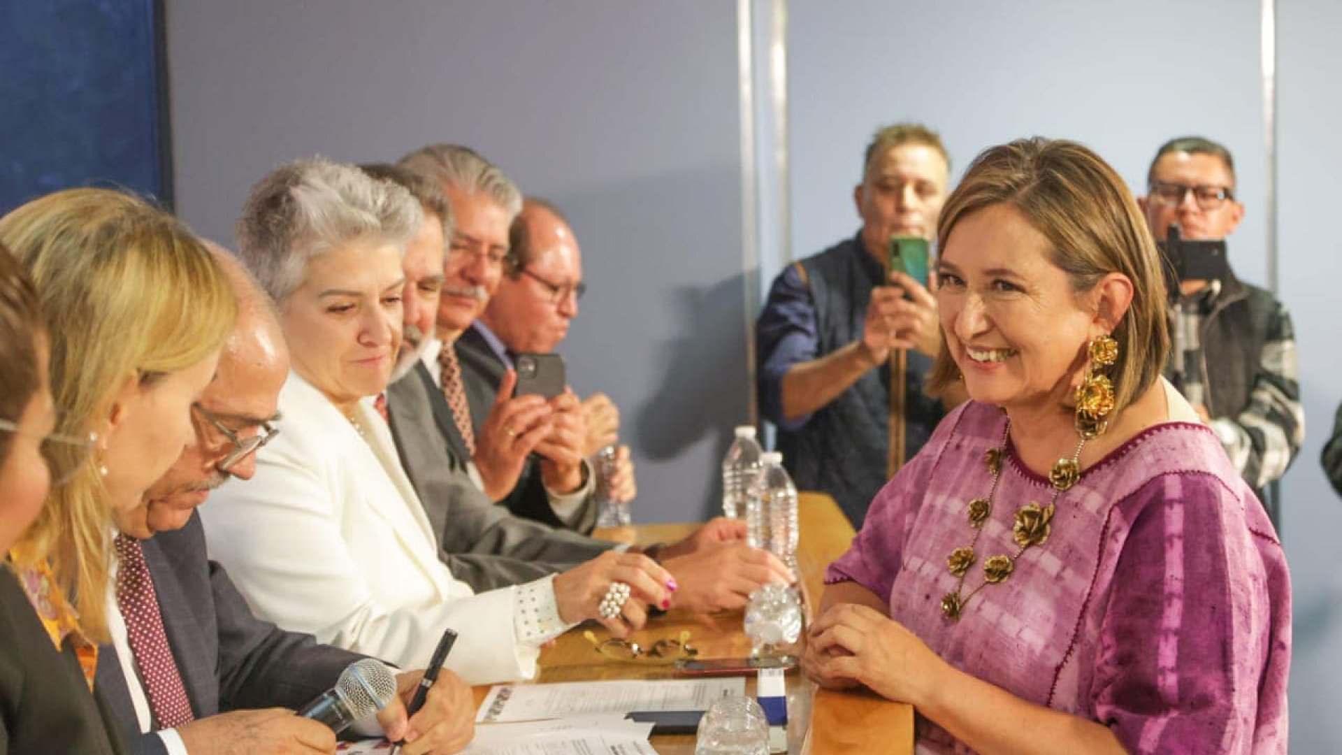 Frente Amplio por México: Xóchitl Gálvez, la segunda en registrarse