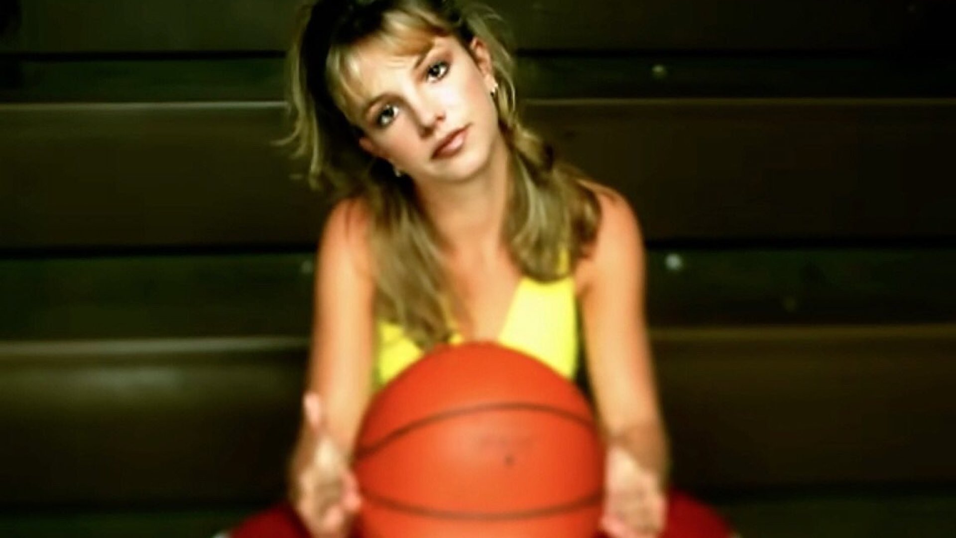 Da guardia de jugador de la NBA bofetada a Britney Spears