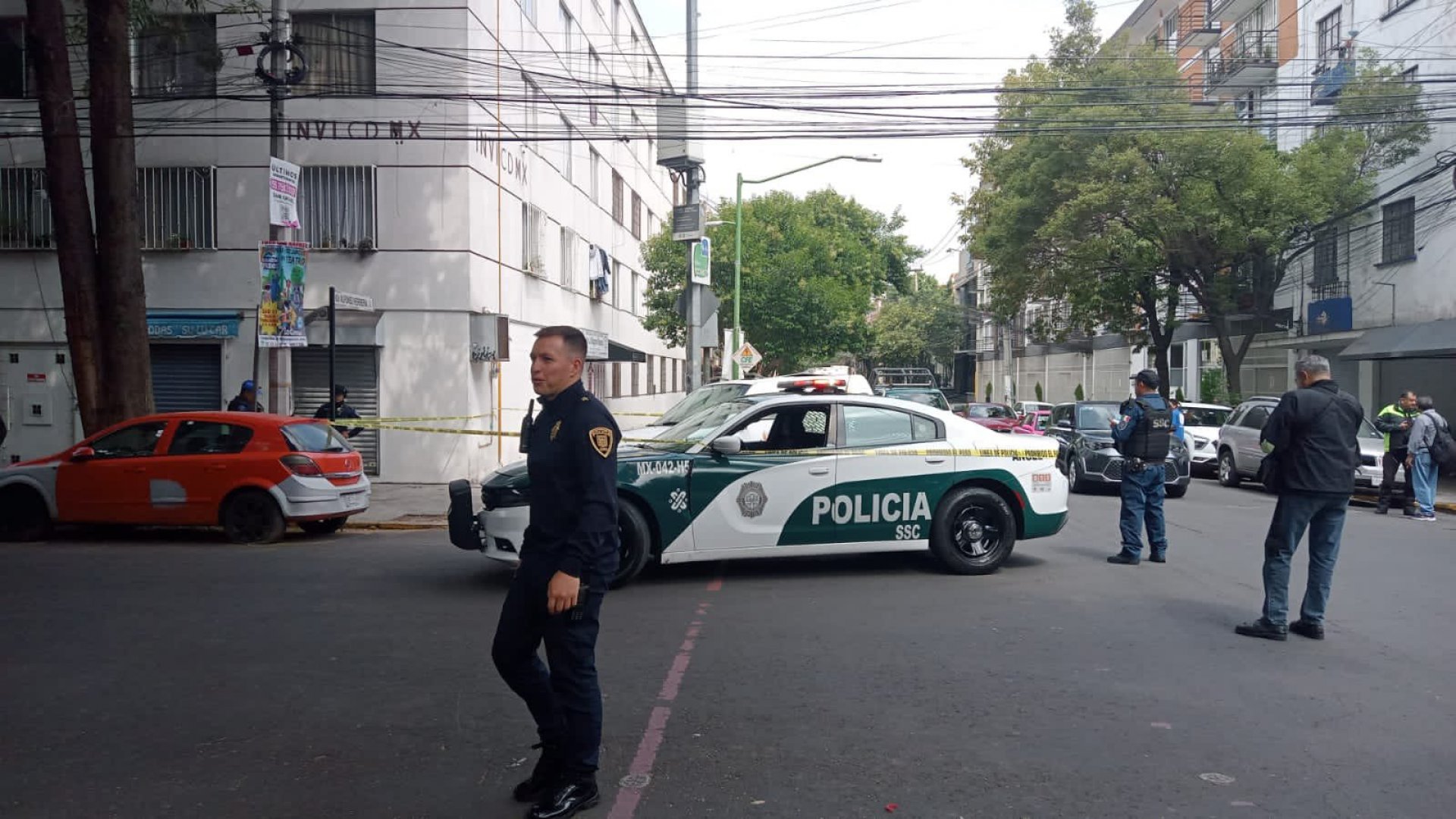 Asaltan a custodios de camioneta de valores en Ciudad de México