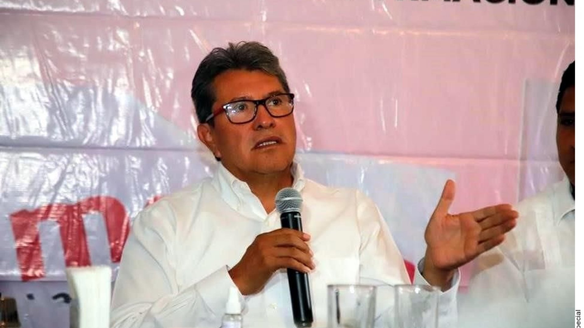 Ahora es un deporte lastimar al Presidente: Monreal