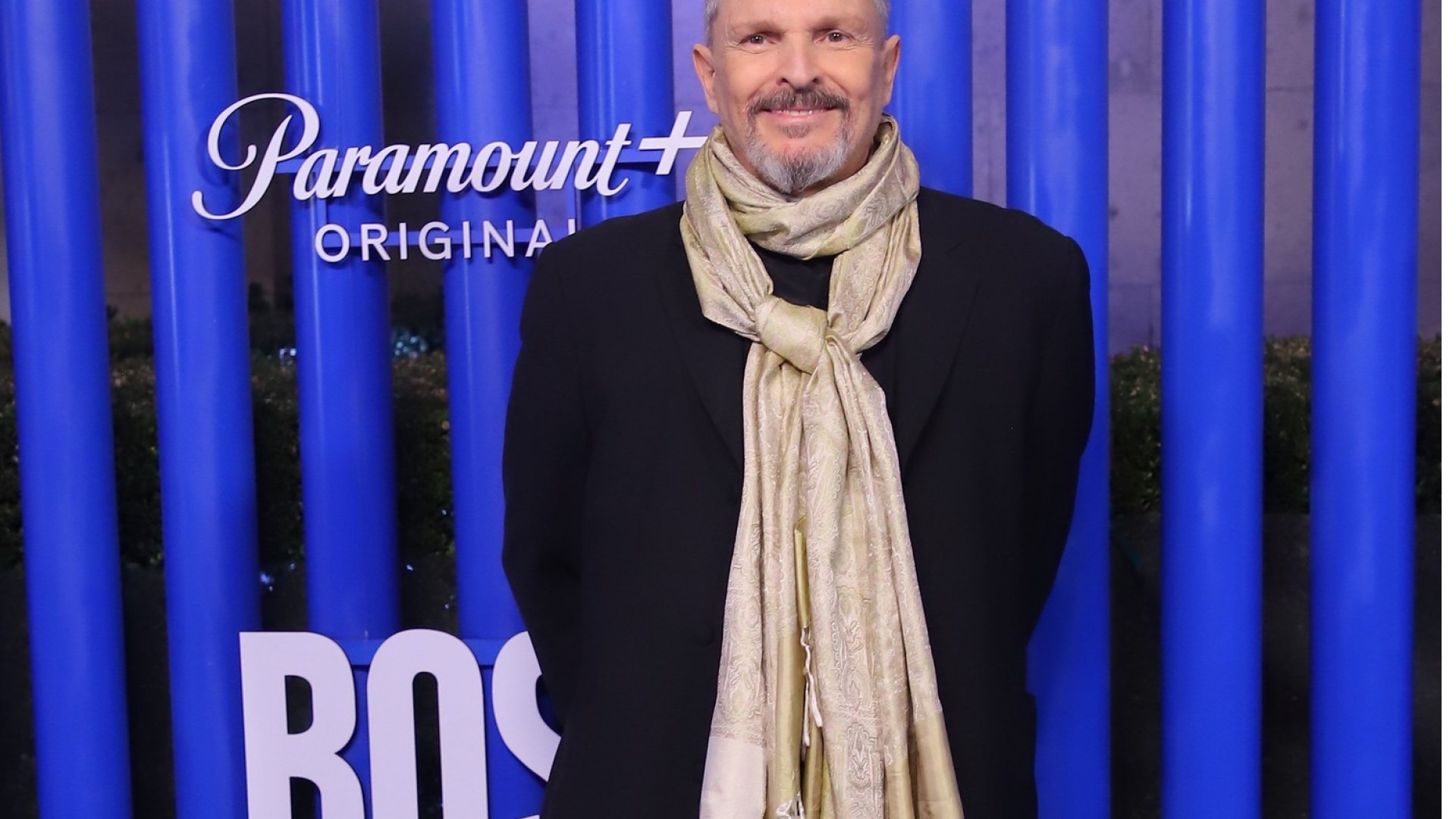 Retoma Miguel Bosé su carrera con Rauw Alejandro