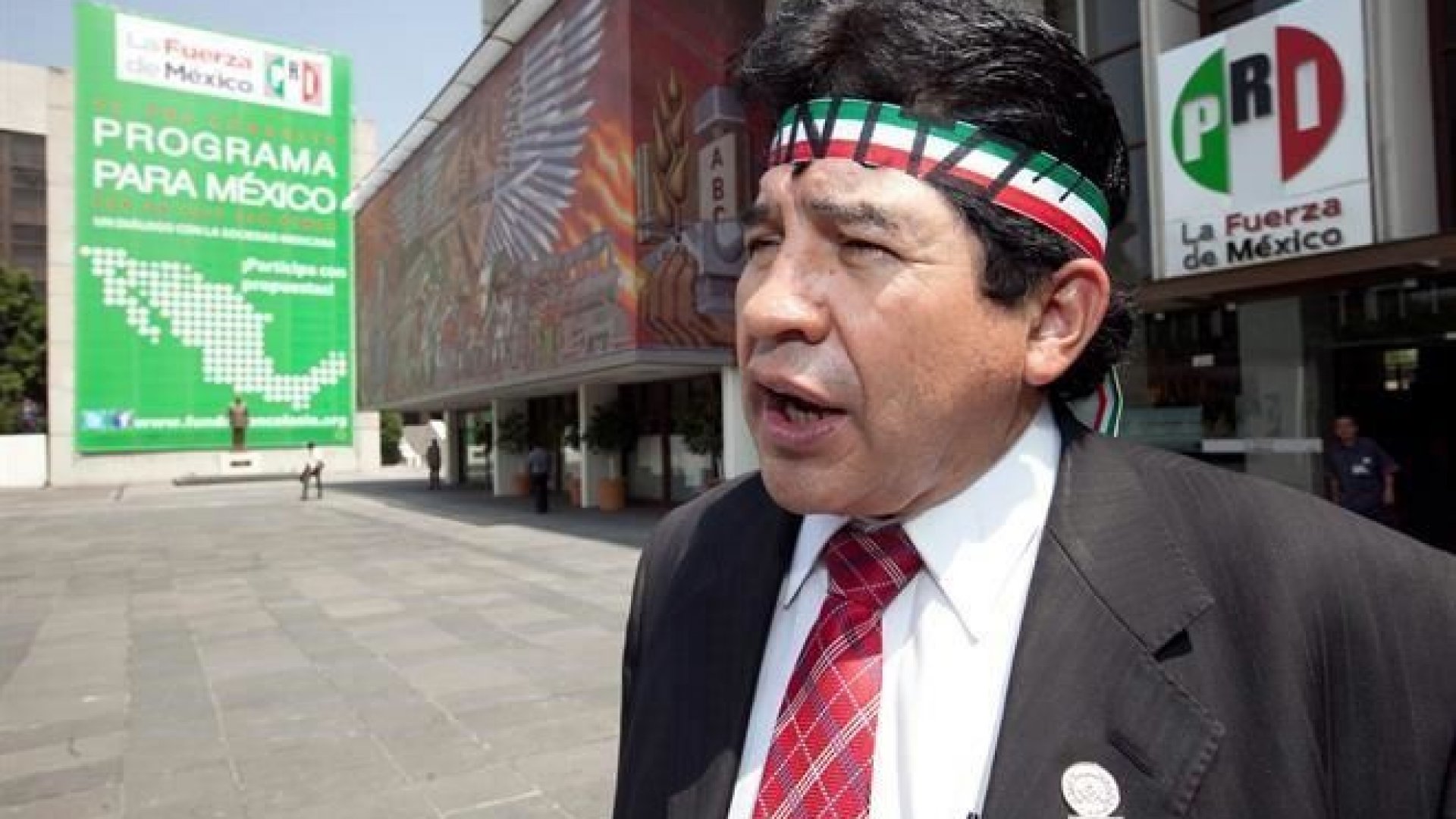 Busca Juanito registro…lo regresan por no tener cita