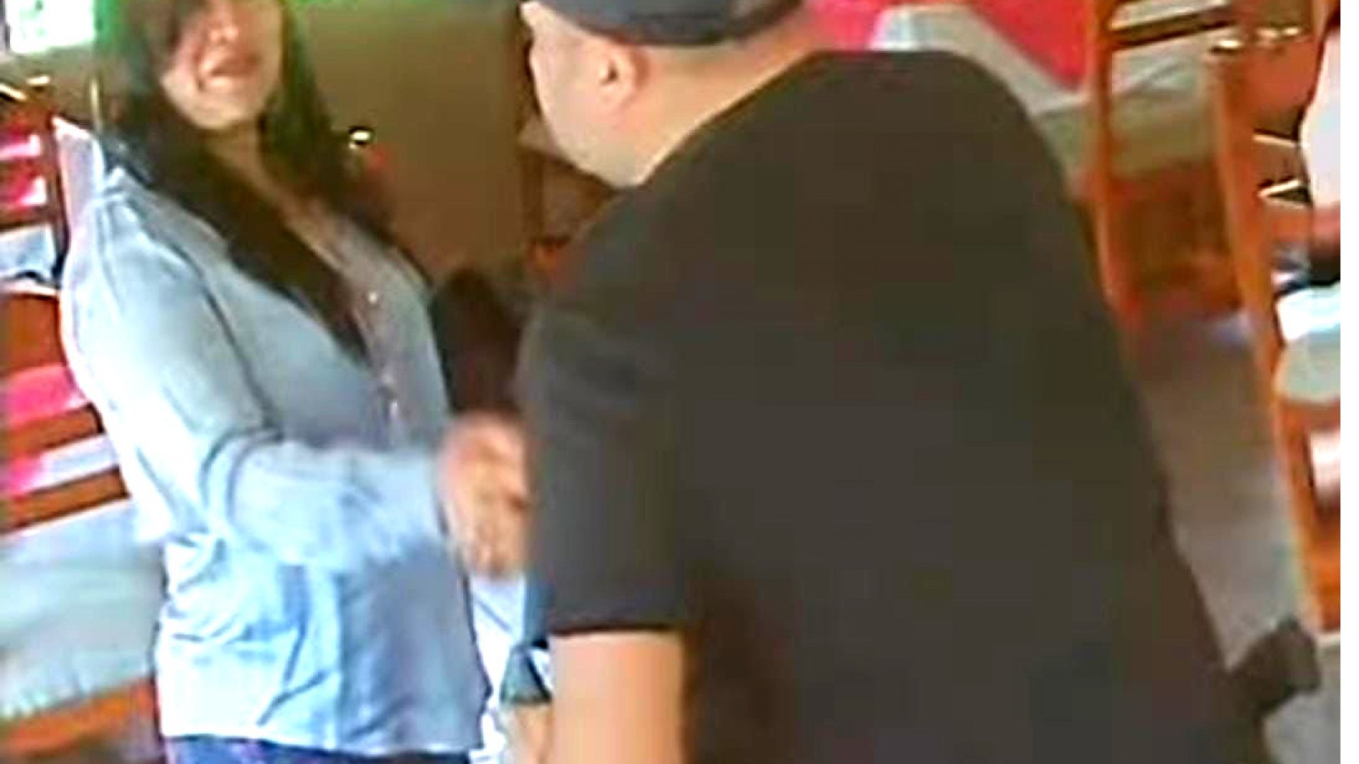 Piden a alcaldesa valorar licencia tras reunión con capo