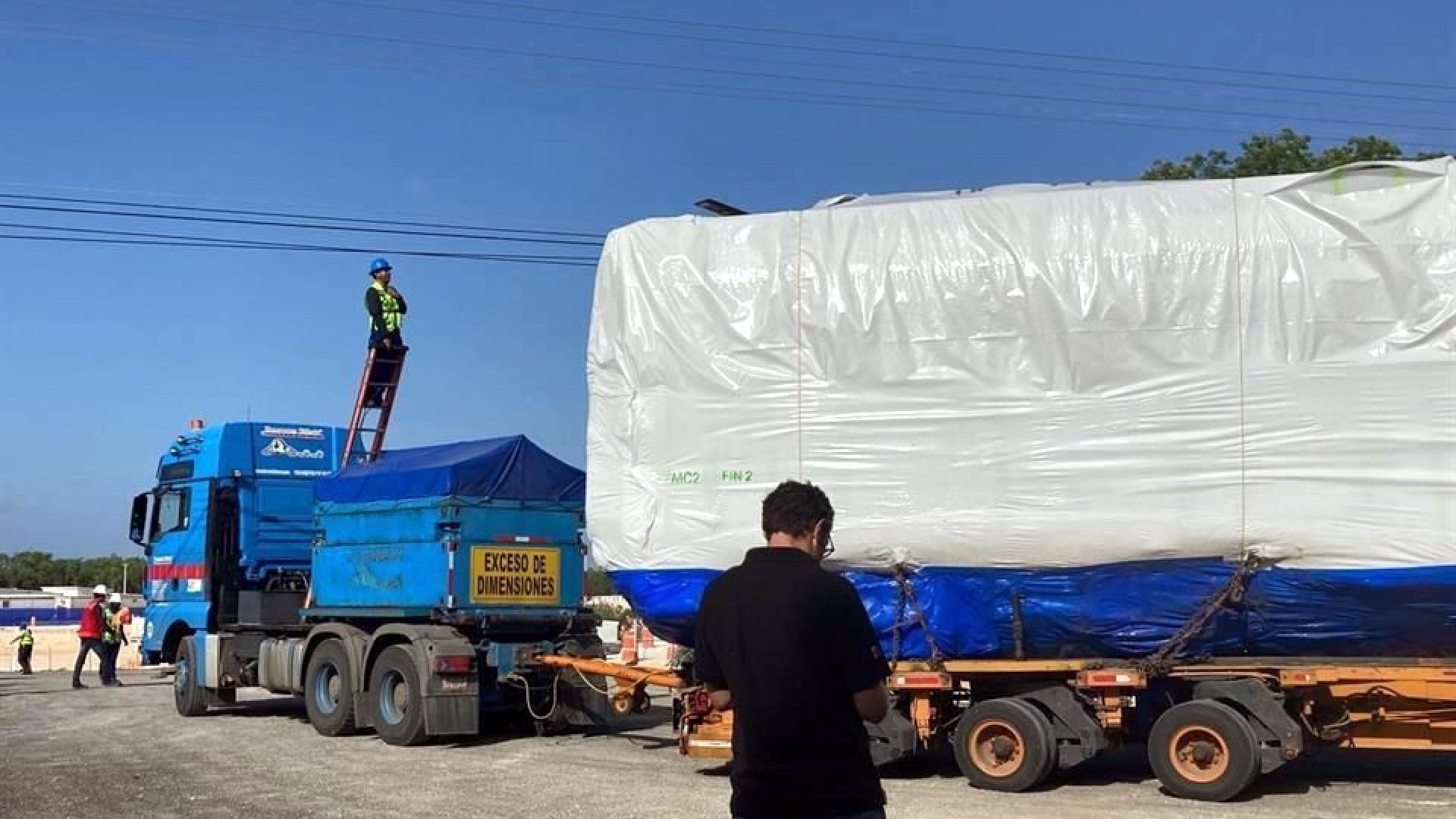 Llega el primer vagón del Tren Maya a Cancún 