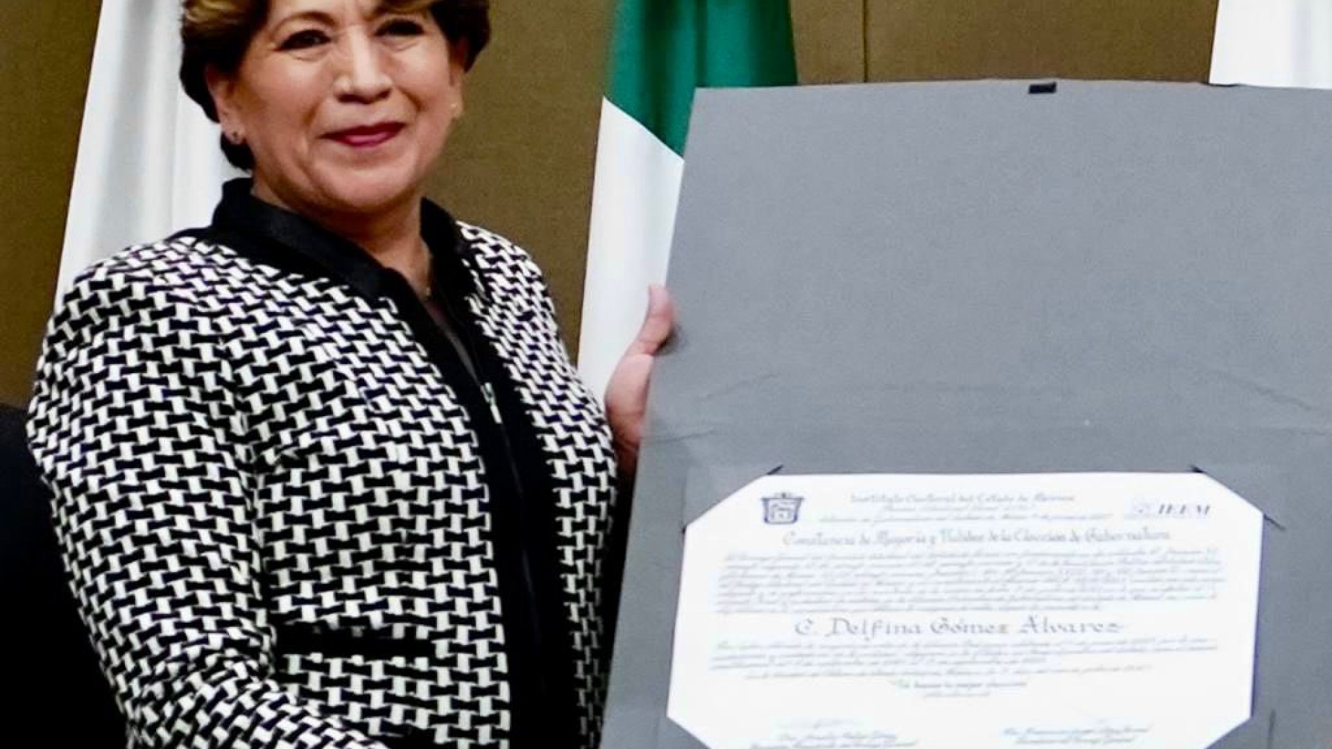 Entregan constancia de mayoría a Delfina Gómez en Edomex