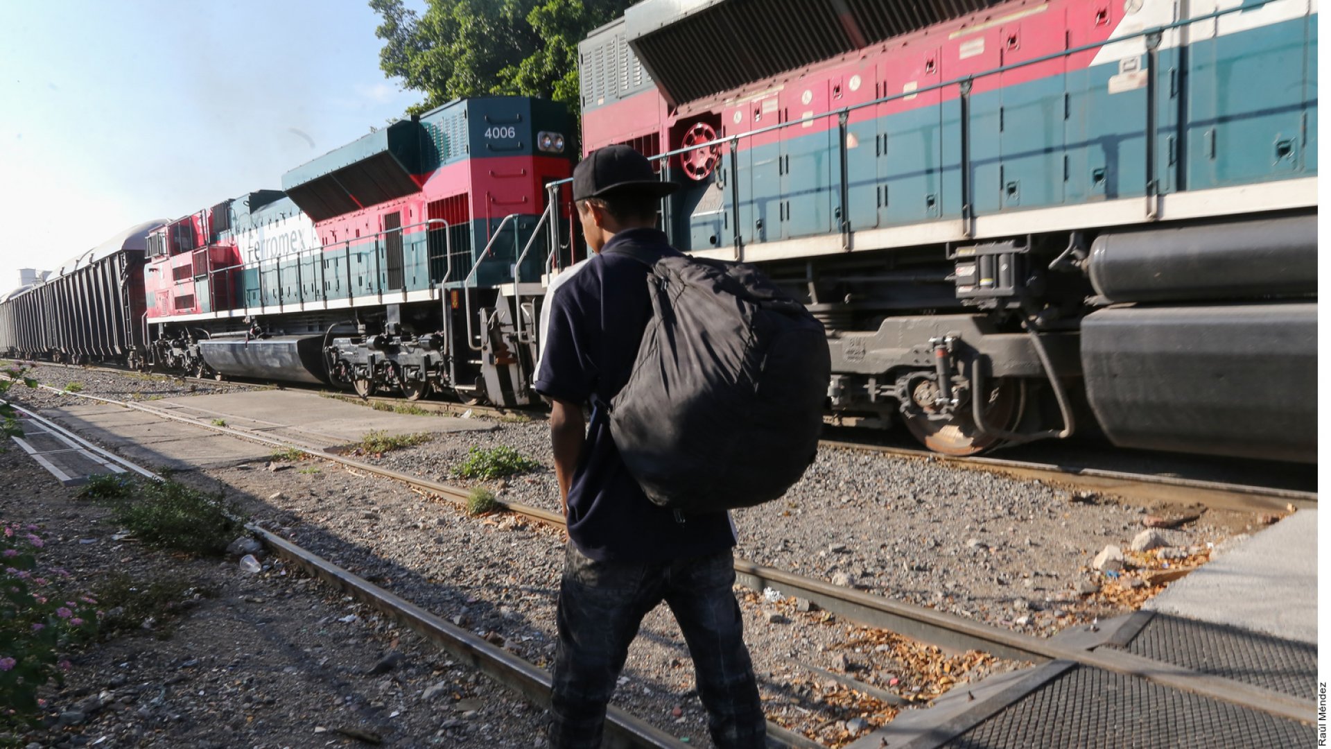 Mueren más de 100 migrantes en frontera de EU por calor