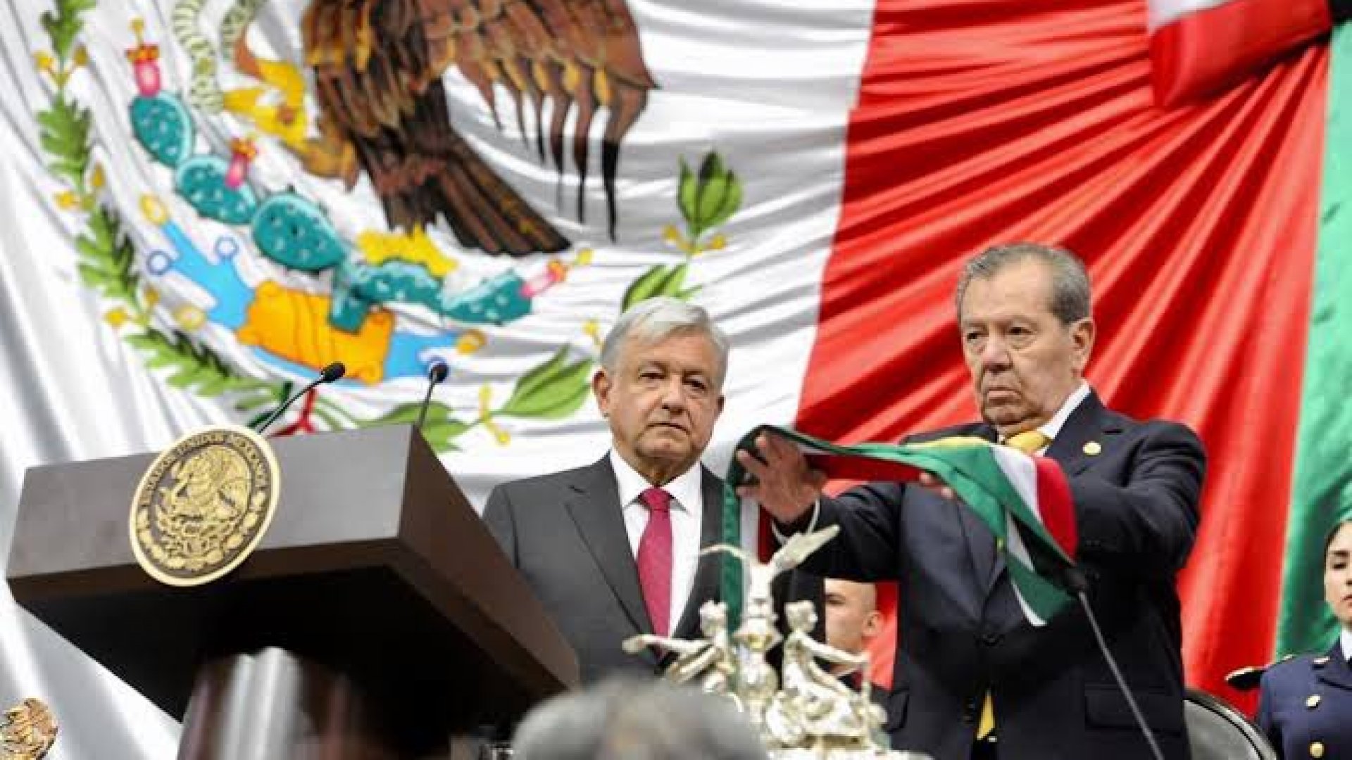 «No se borran largos momentos de amistad y compañerismo»; las condolencias de AMLO