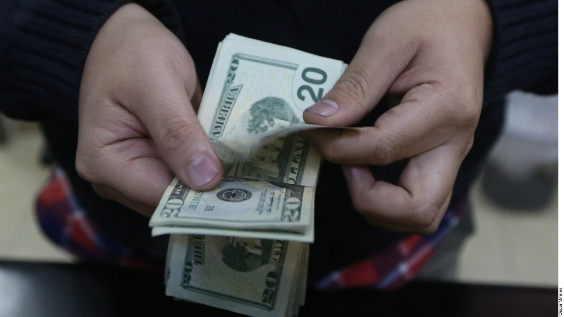 México capta 2.3 mil mdd por divisas turísticas