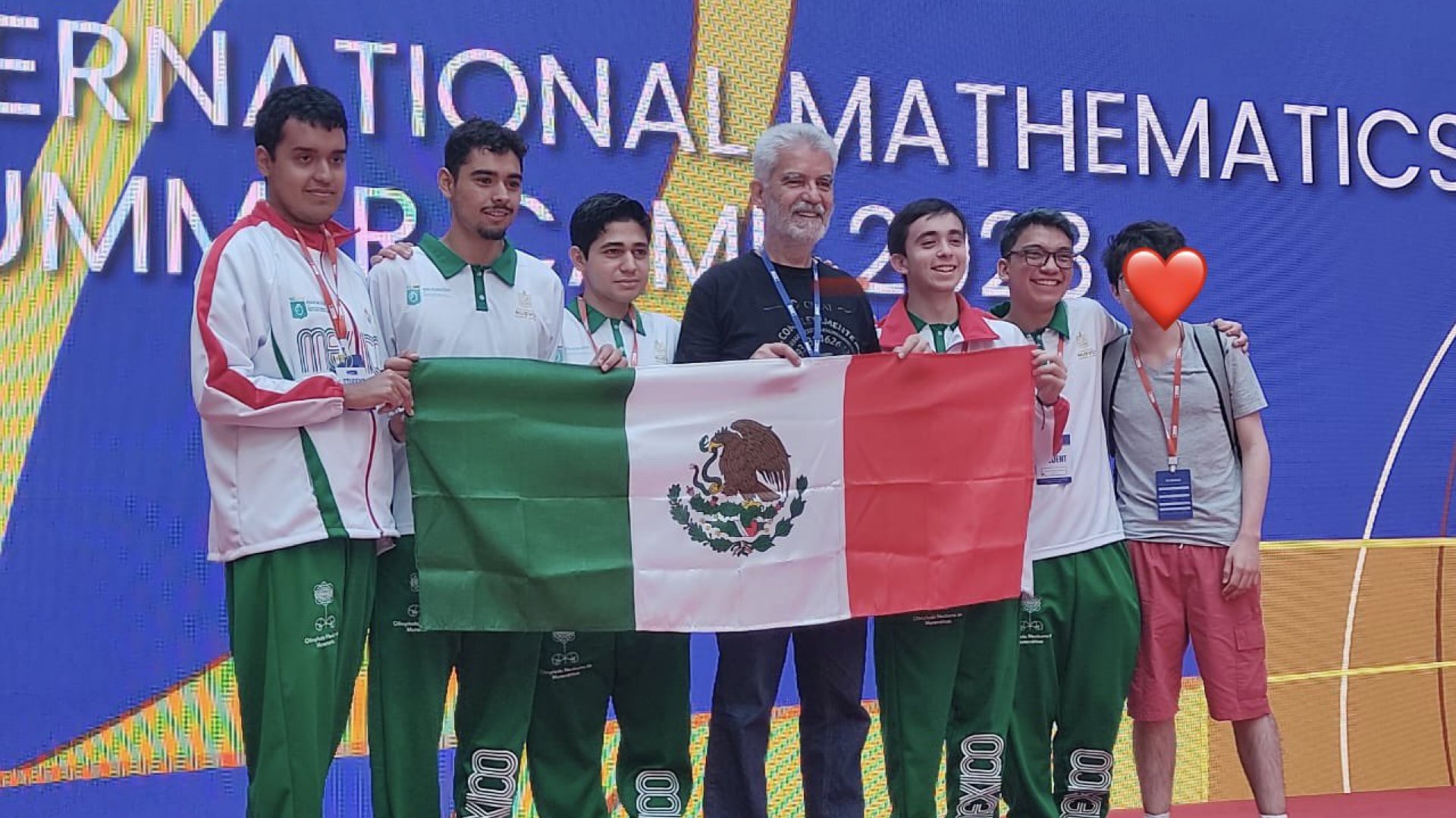 Se llevan oro niños matemáticos en Japón