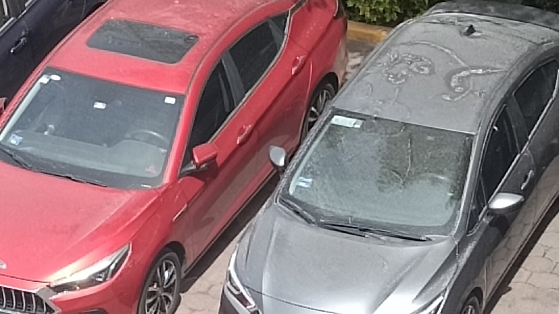 Reportan caída de ceniza en 6 alcaldías de la CDMX