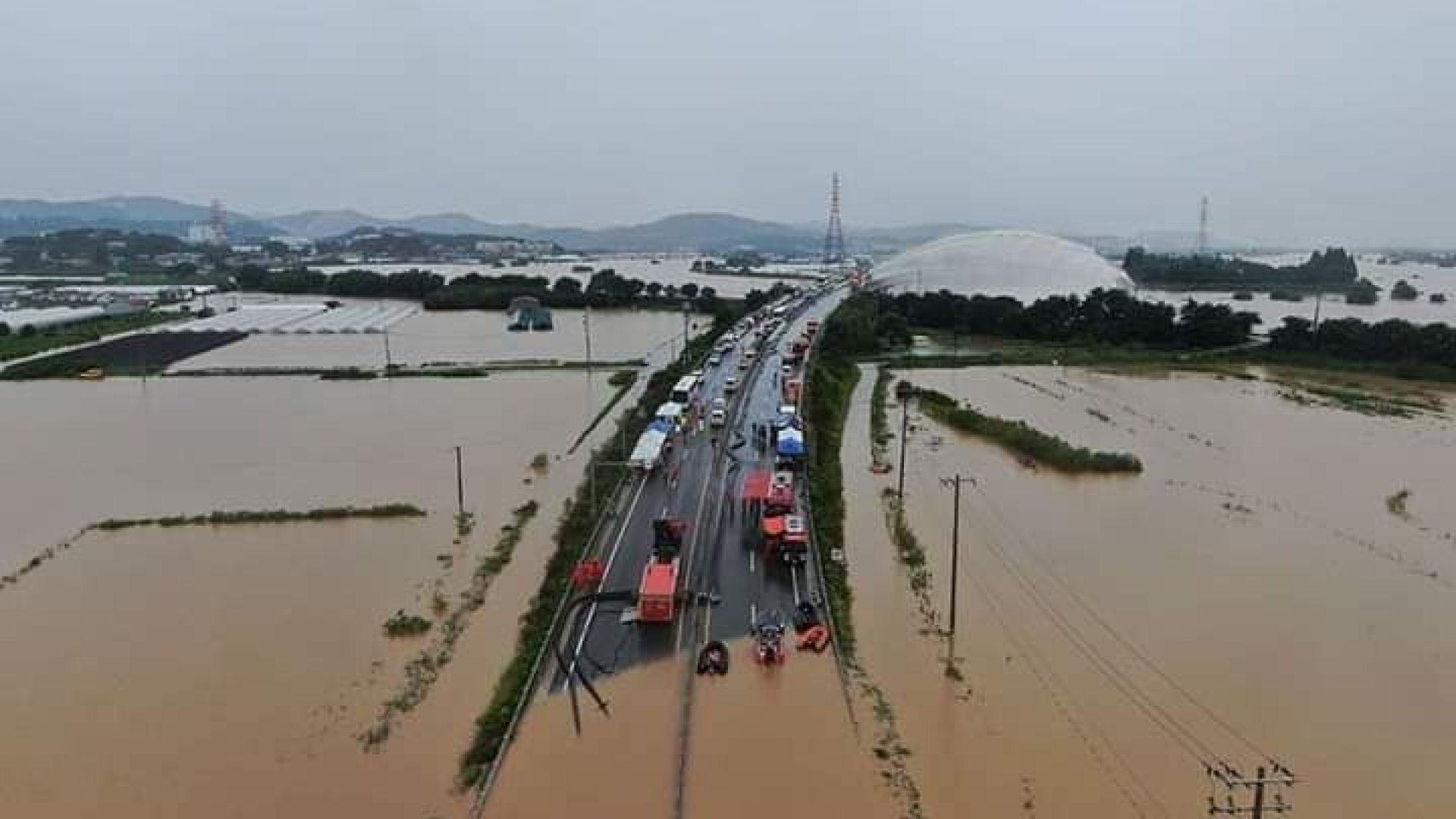 Inundaciones en Corea del Sur dejan 22 muertos