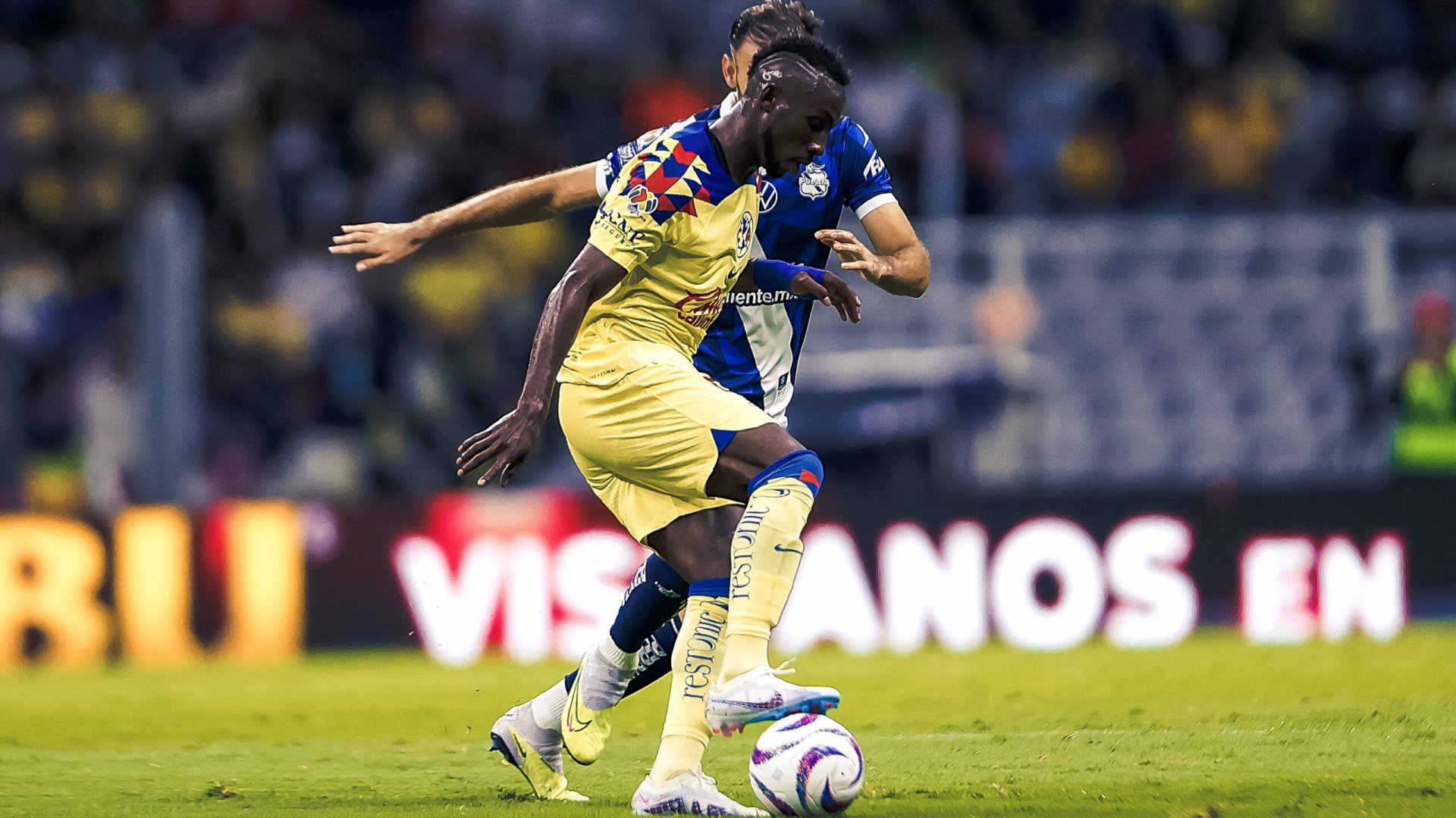 América golea al Puebla en el Azteca