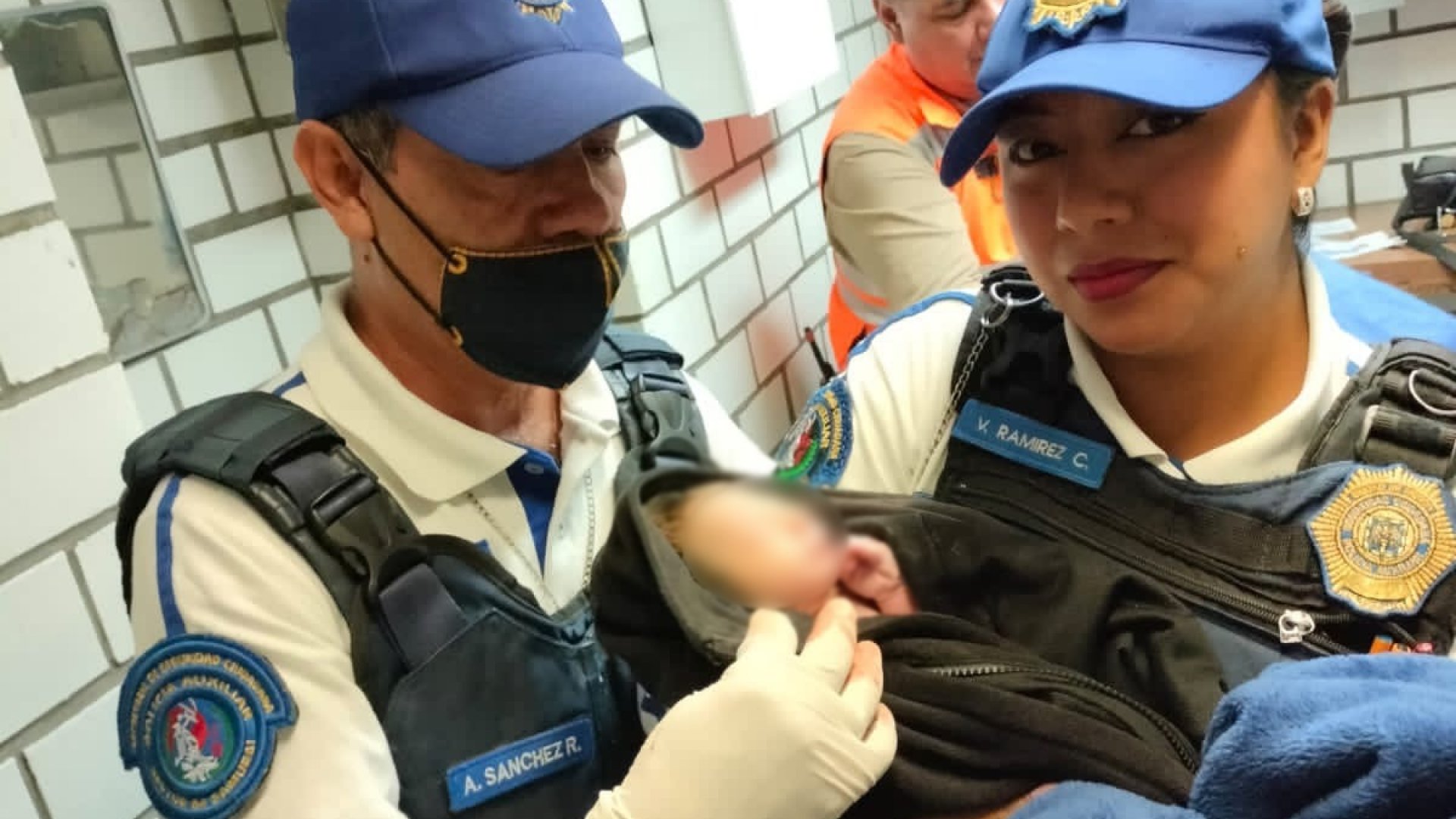 Nace bebé en estación del Metro, ¿Cómo ocurrió?