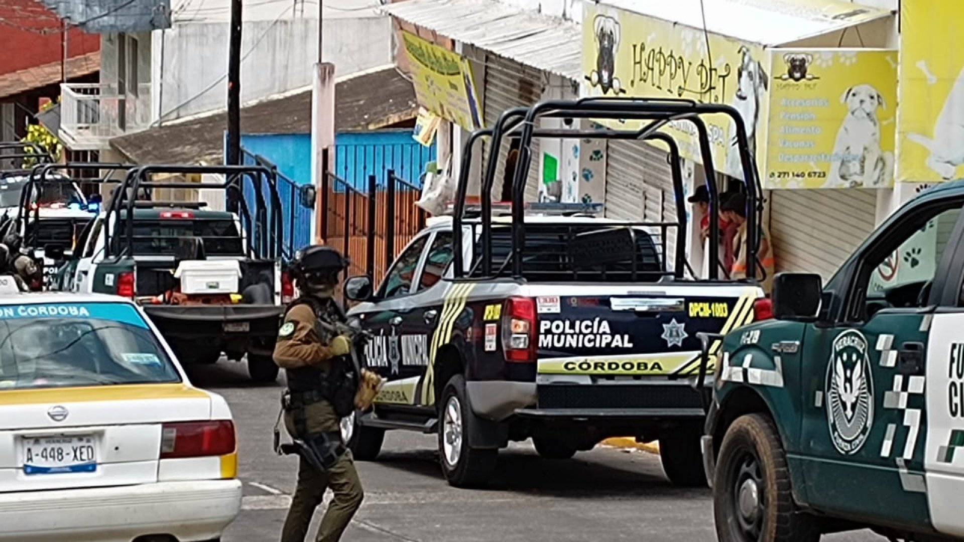 Balacera deja un muerto y un policía herido, en Veracruz