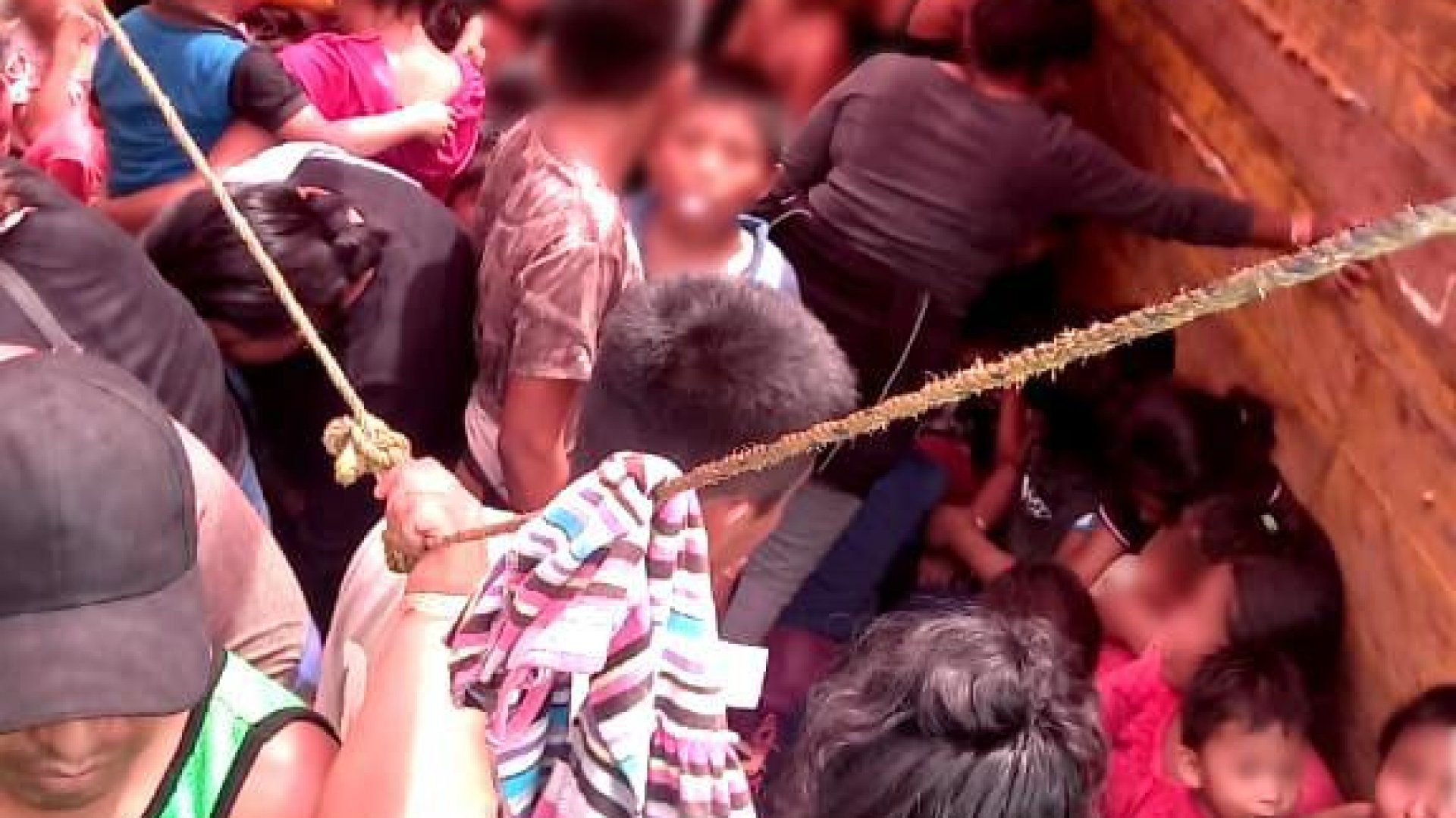 Rescatan a 40 niños migrantes en Veracruz