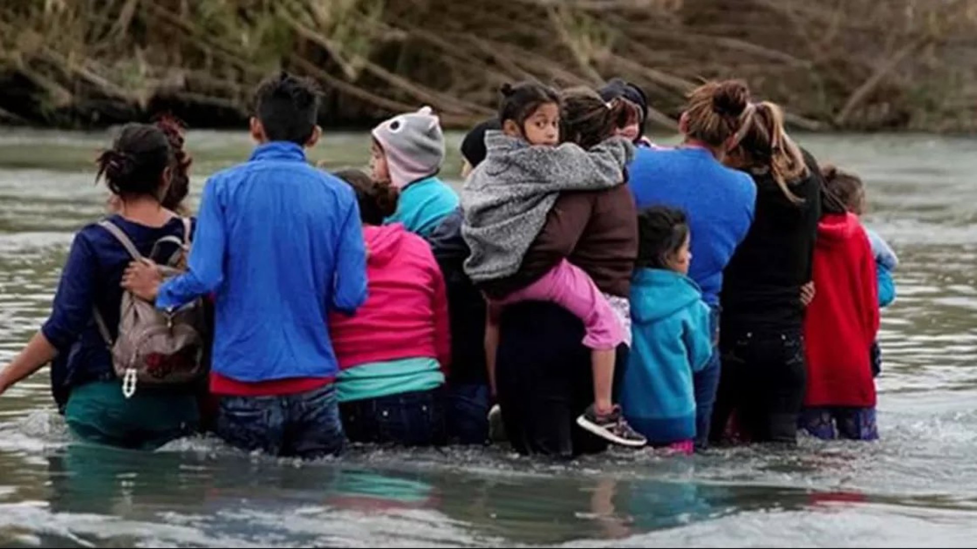 AMLO califica como exterminio supuestas políticas migratorias de Texas