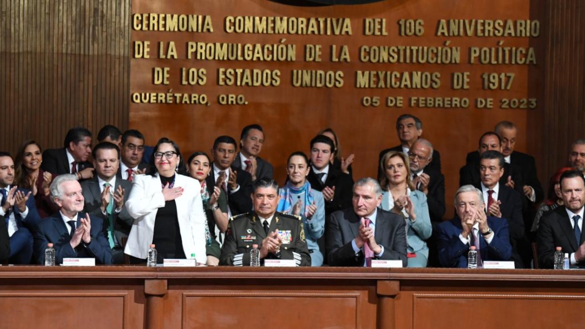Presenta Morena iniciativa para elegir ministros