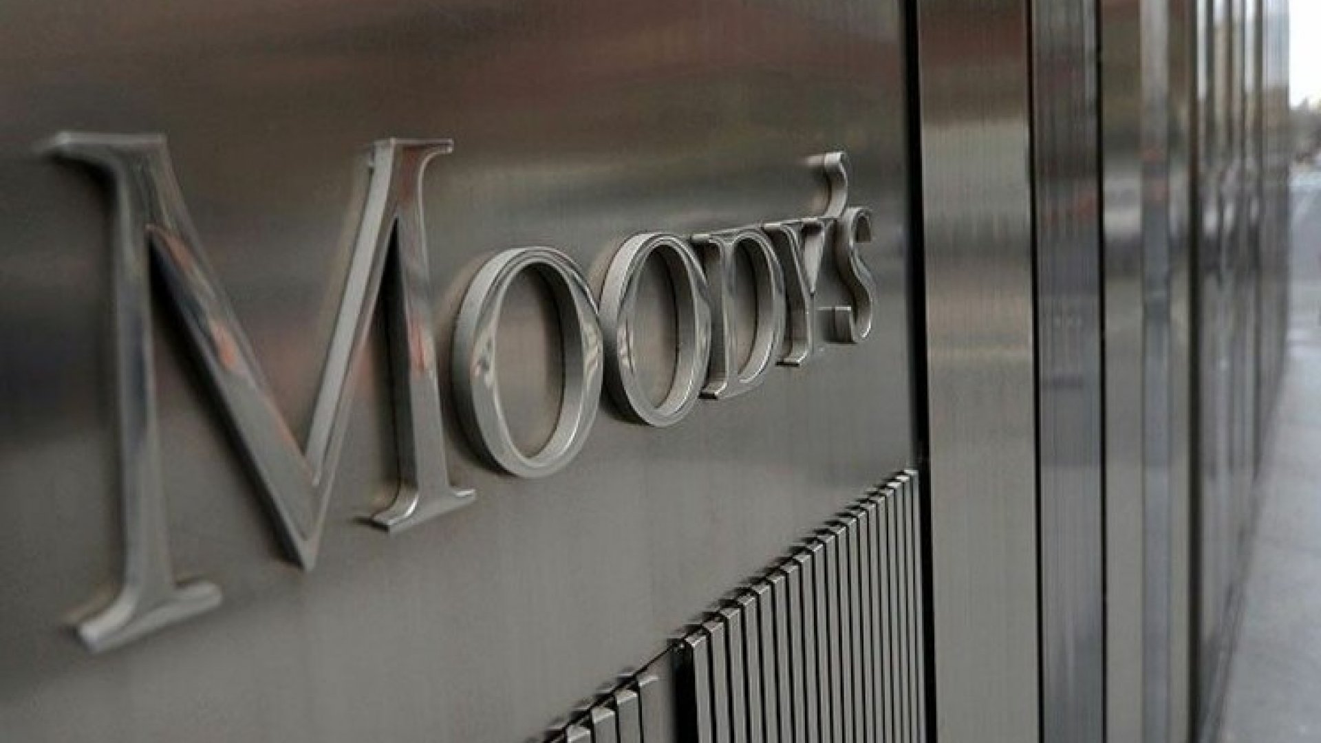 AMLO asegura que calificación de Fitch y Moody’s a Pemex ‘es una burla’