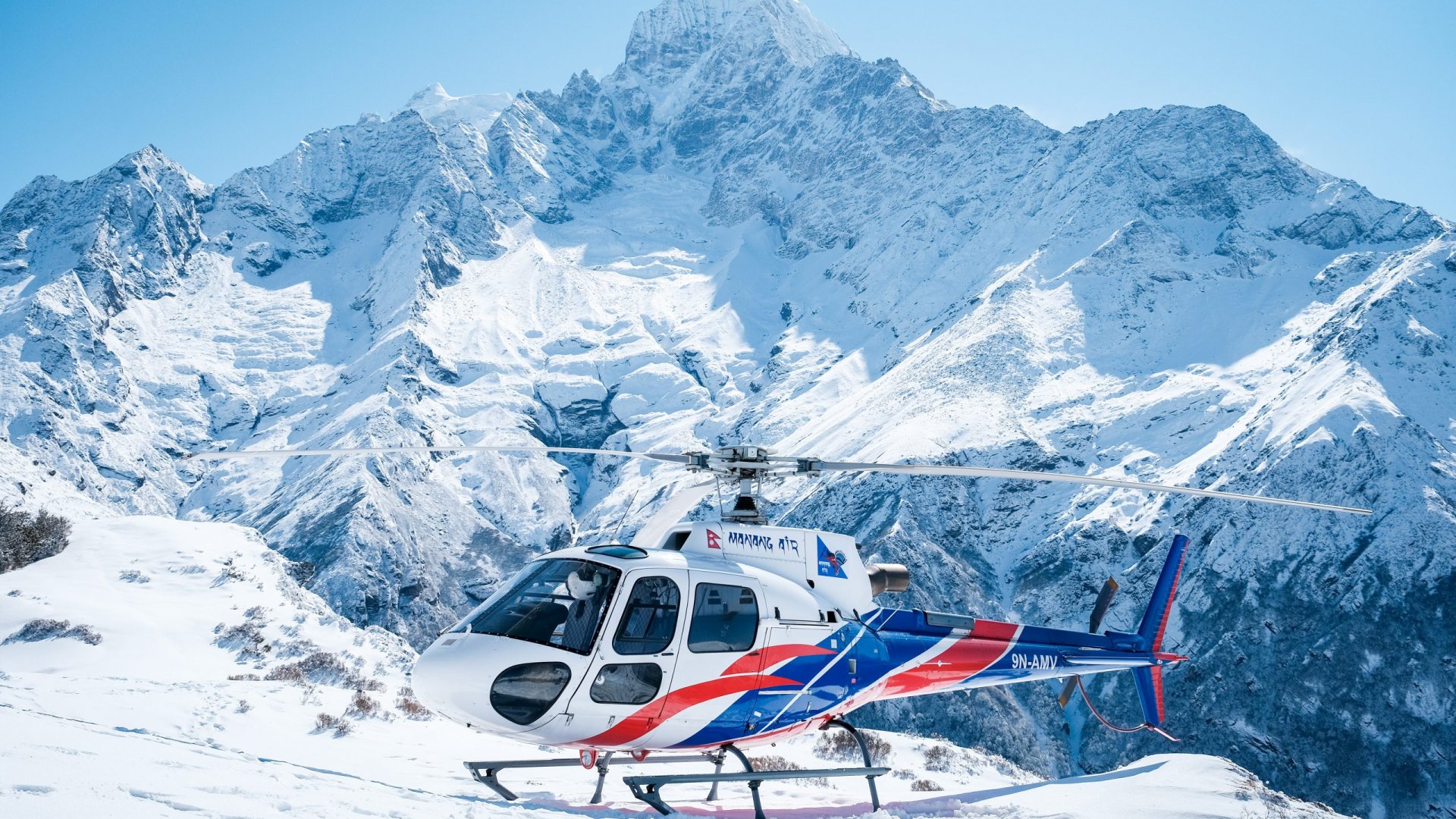 Cenizas de mexicanos fallecidos en accidente aéreo en Nepal son repatriados