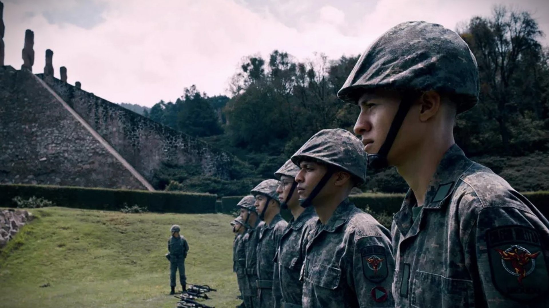 Desnuda película ‘Heroico’ formación militar en México