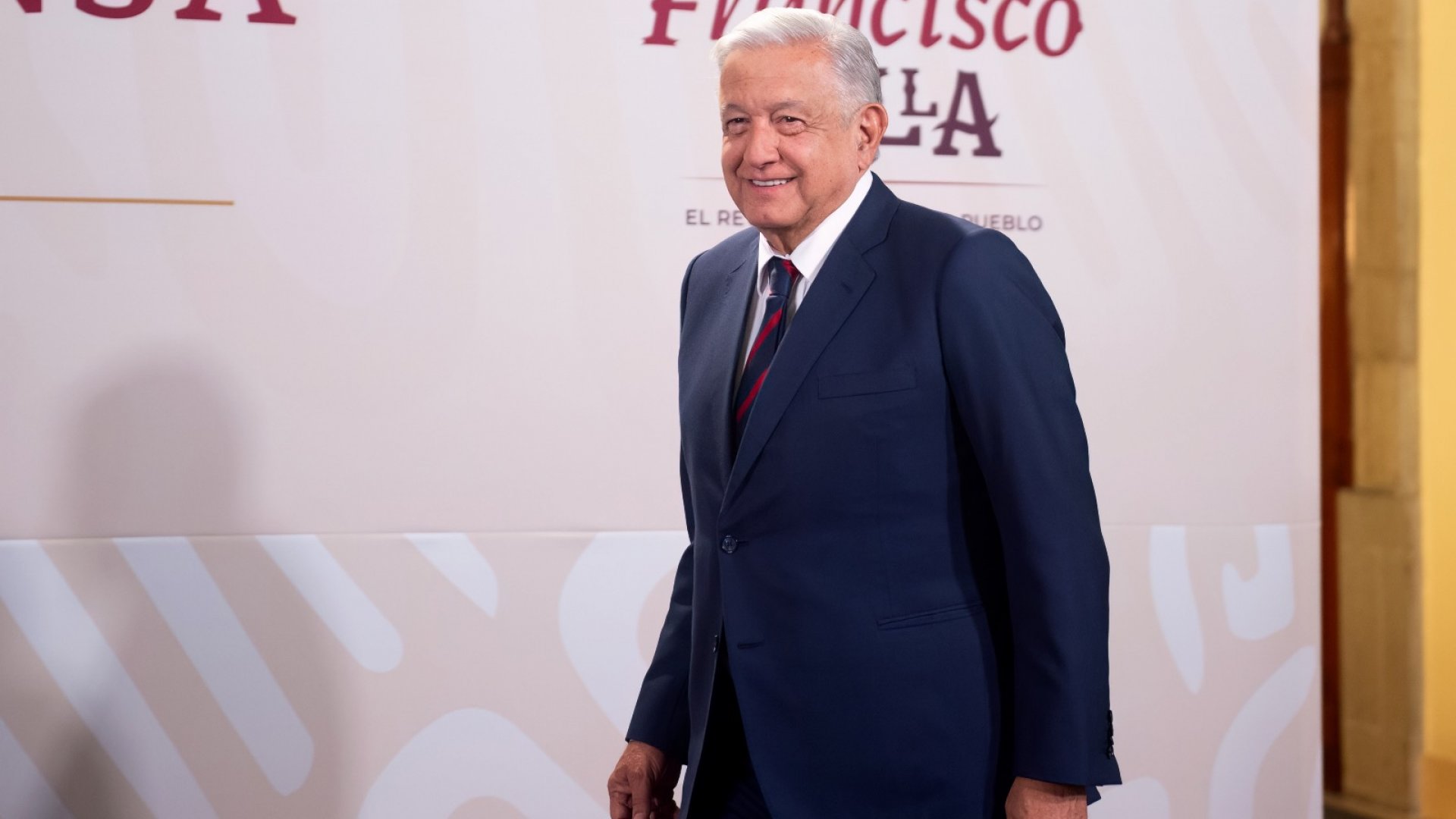 AMLO pide acabar con pacto de impunidad que favorece a fiscales