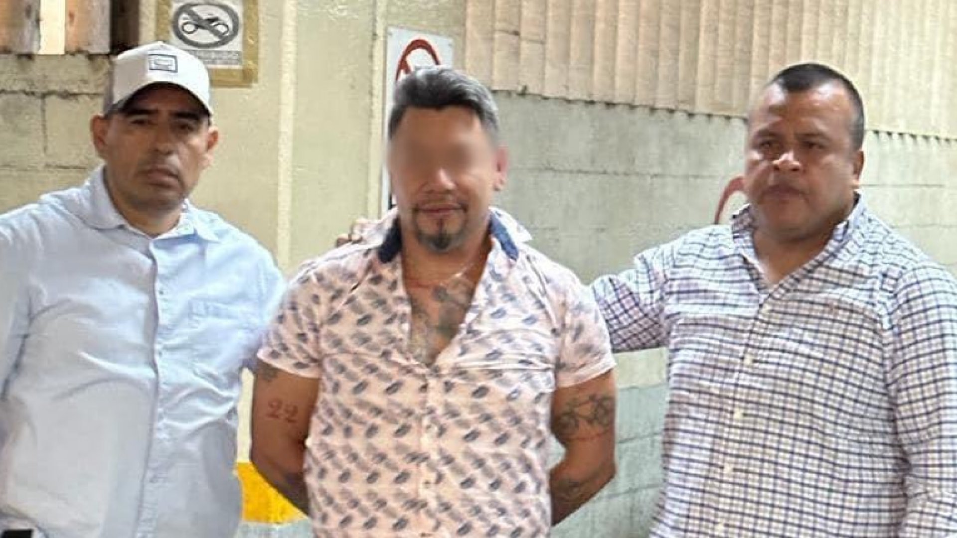 Detienen al ‘Tiburón’, agresor que golpeó a menor en Subway