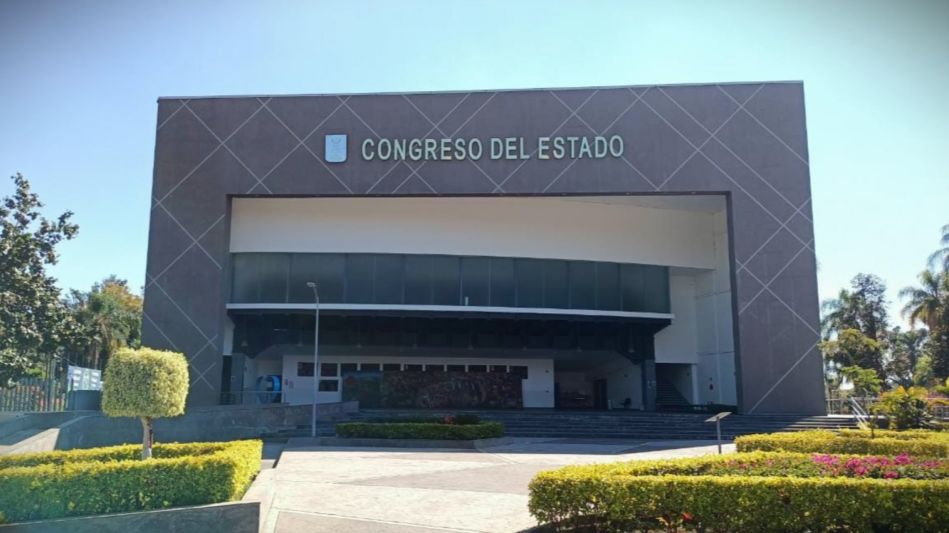 Suprema Corte admite controversia por detención de fiscal de Morelos